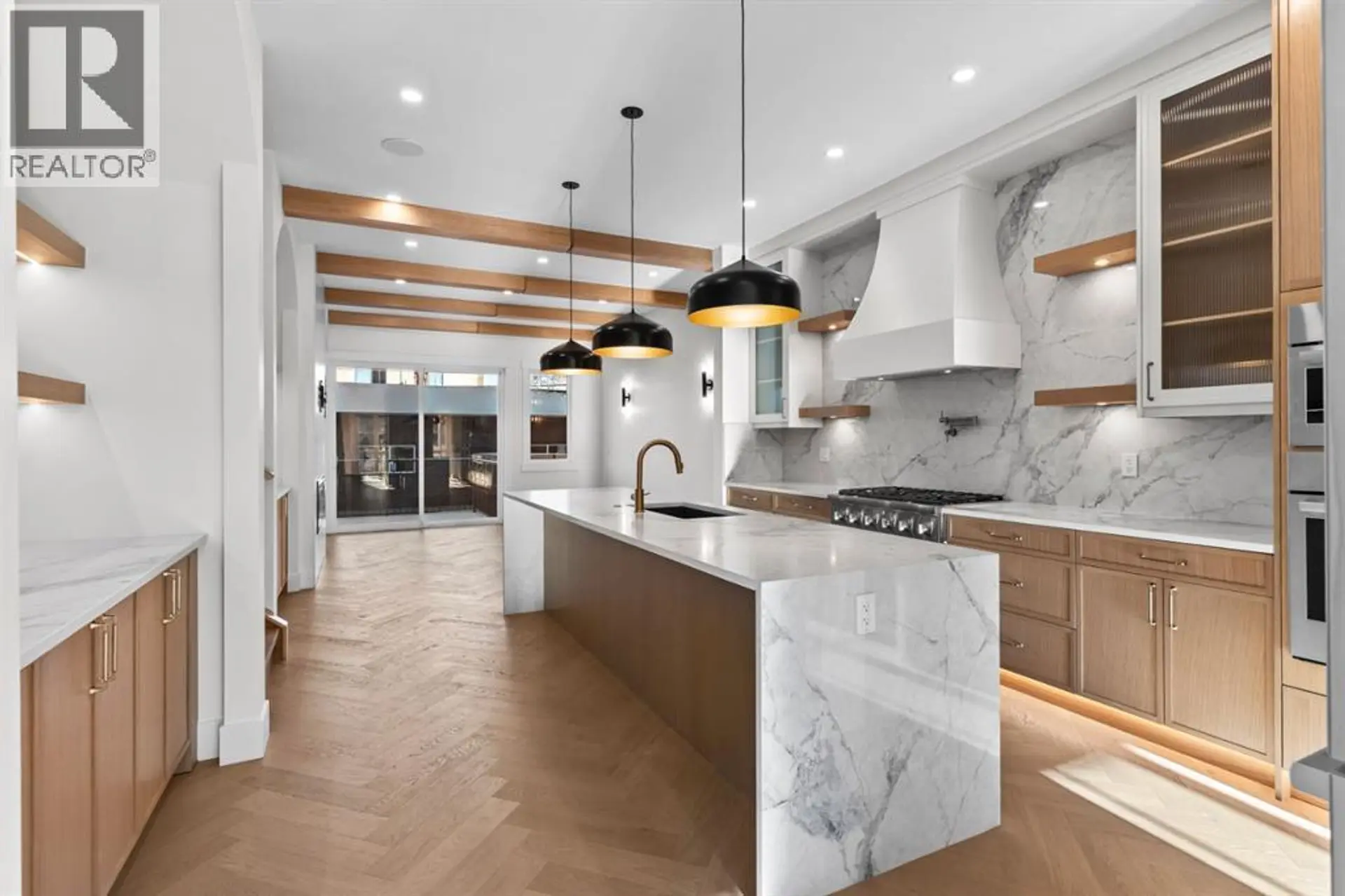 907 36A Street NW - Image 5
