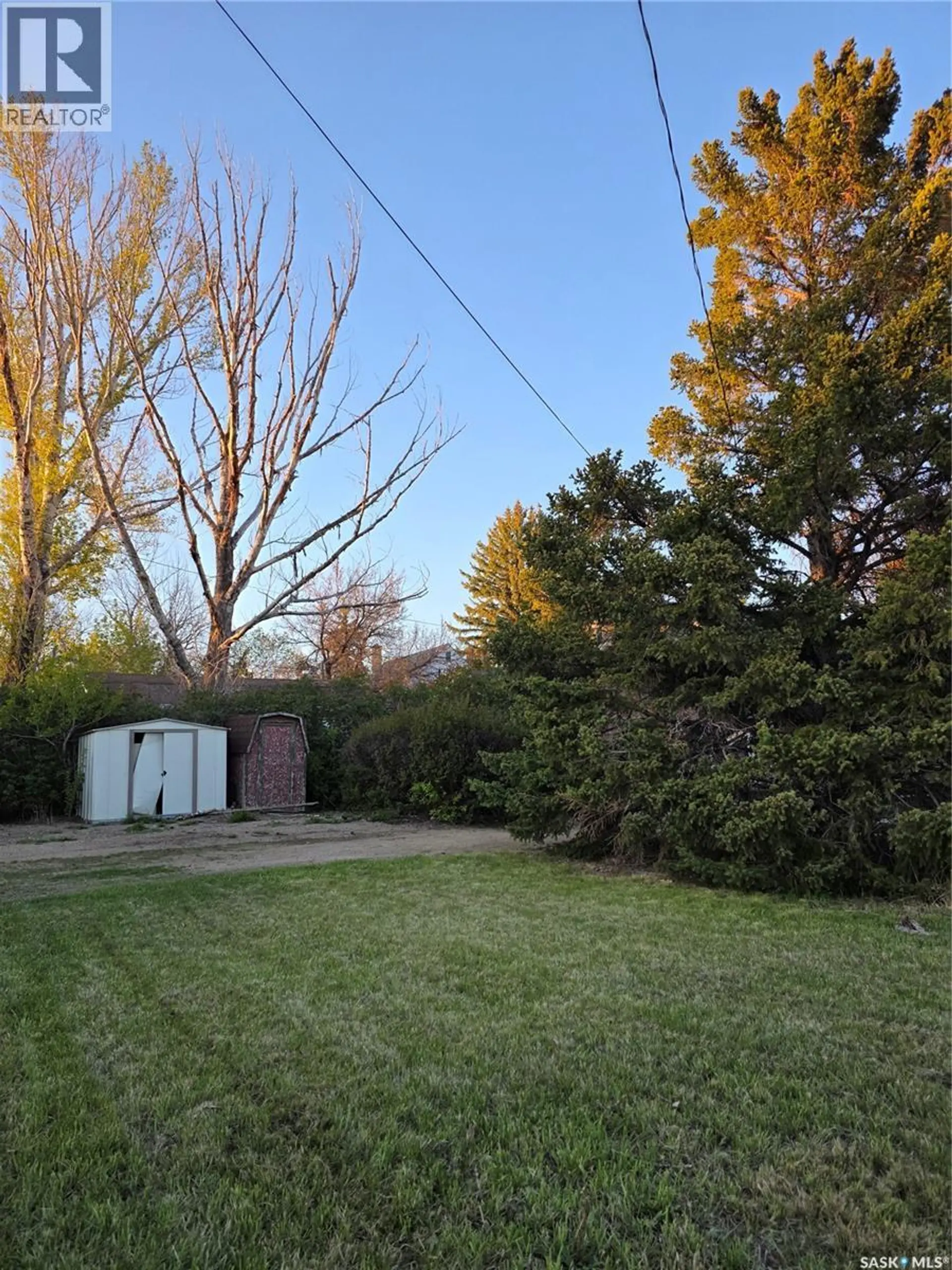 604 3rd AVENUE NW - Image 2