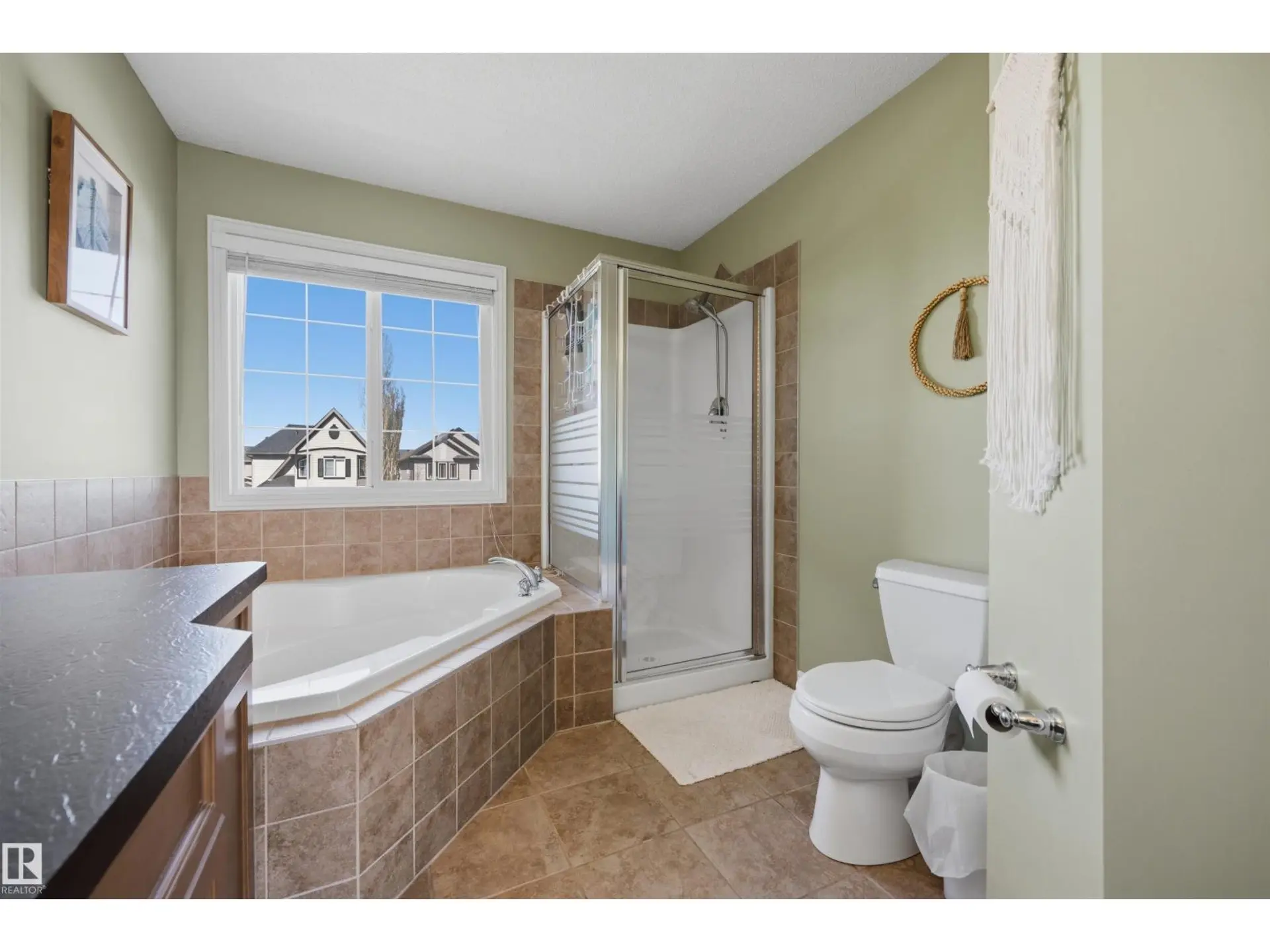 255 SUNCREST RD - Image 11