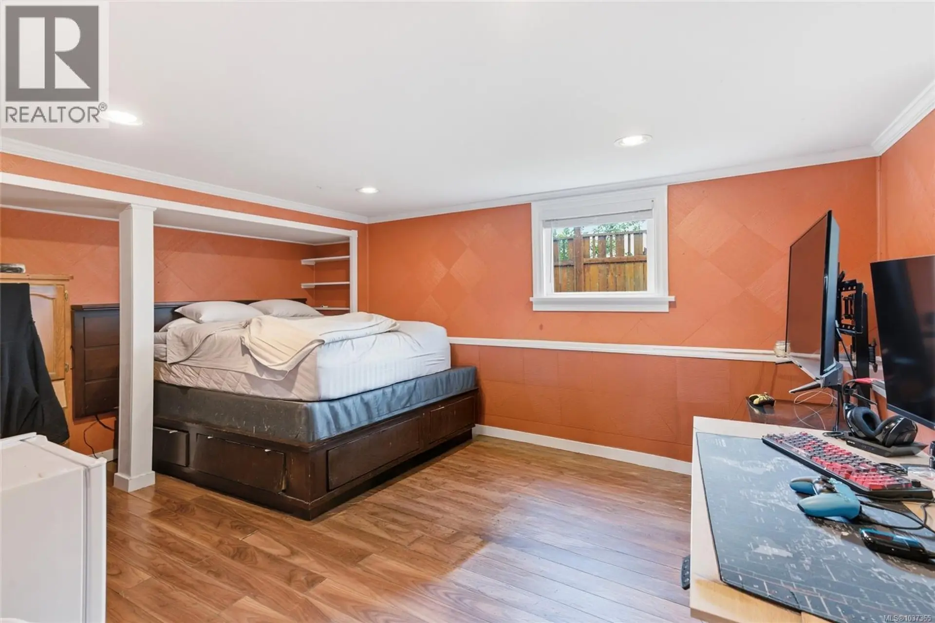 3906 10th Ave - Image 13