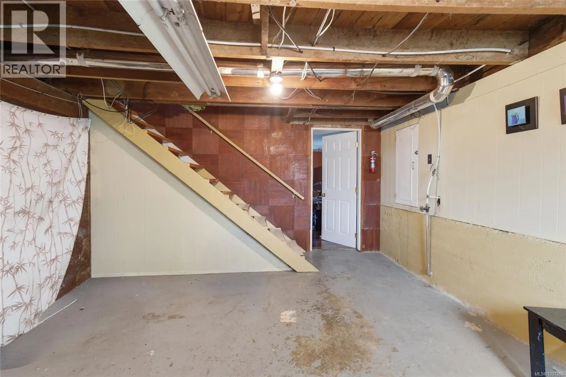 3906 10th Ave - Image 15