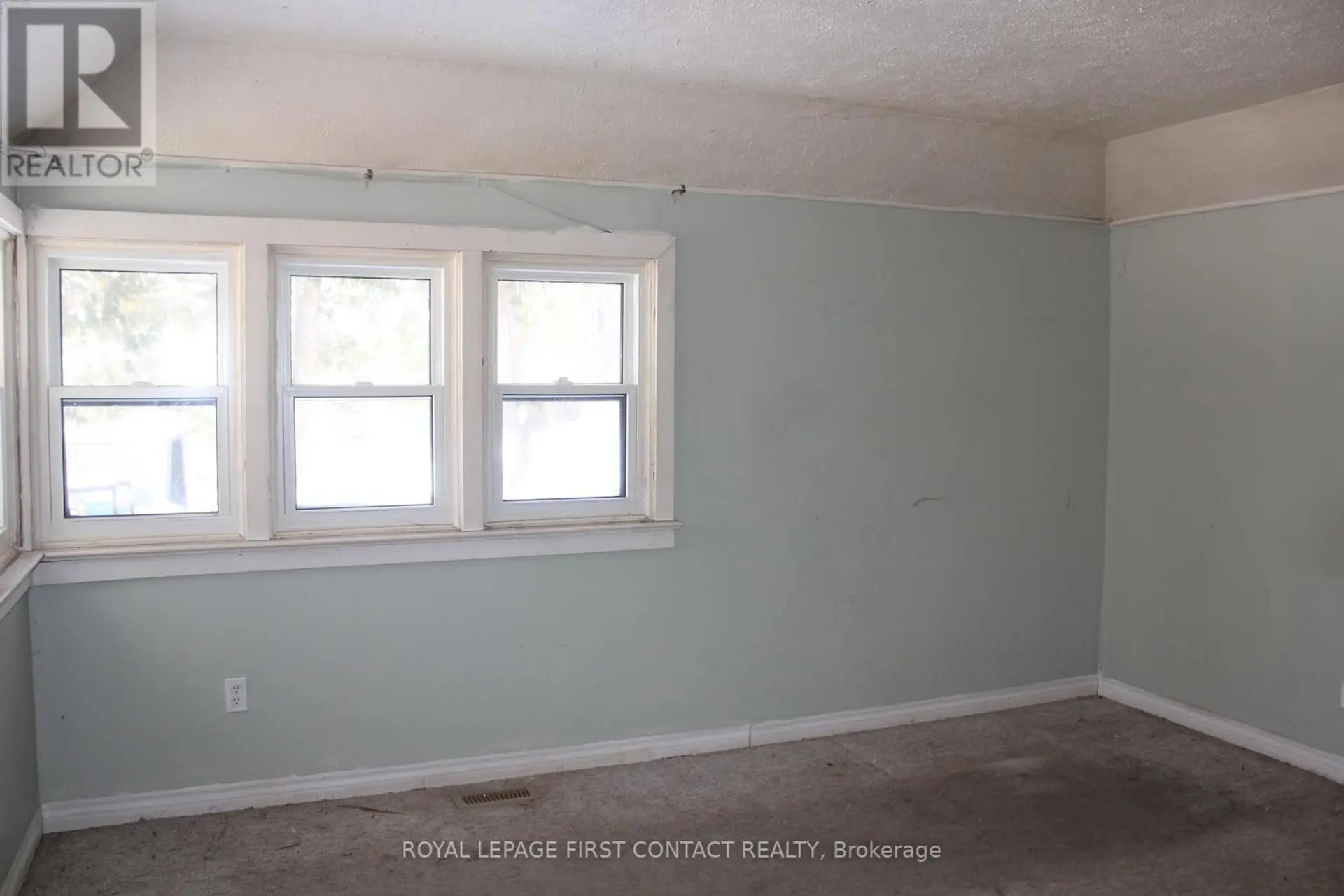 47 RIVERSIDE DRIVE - Image 11