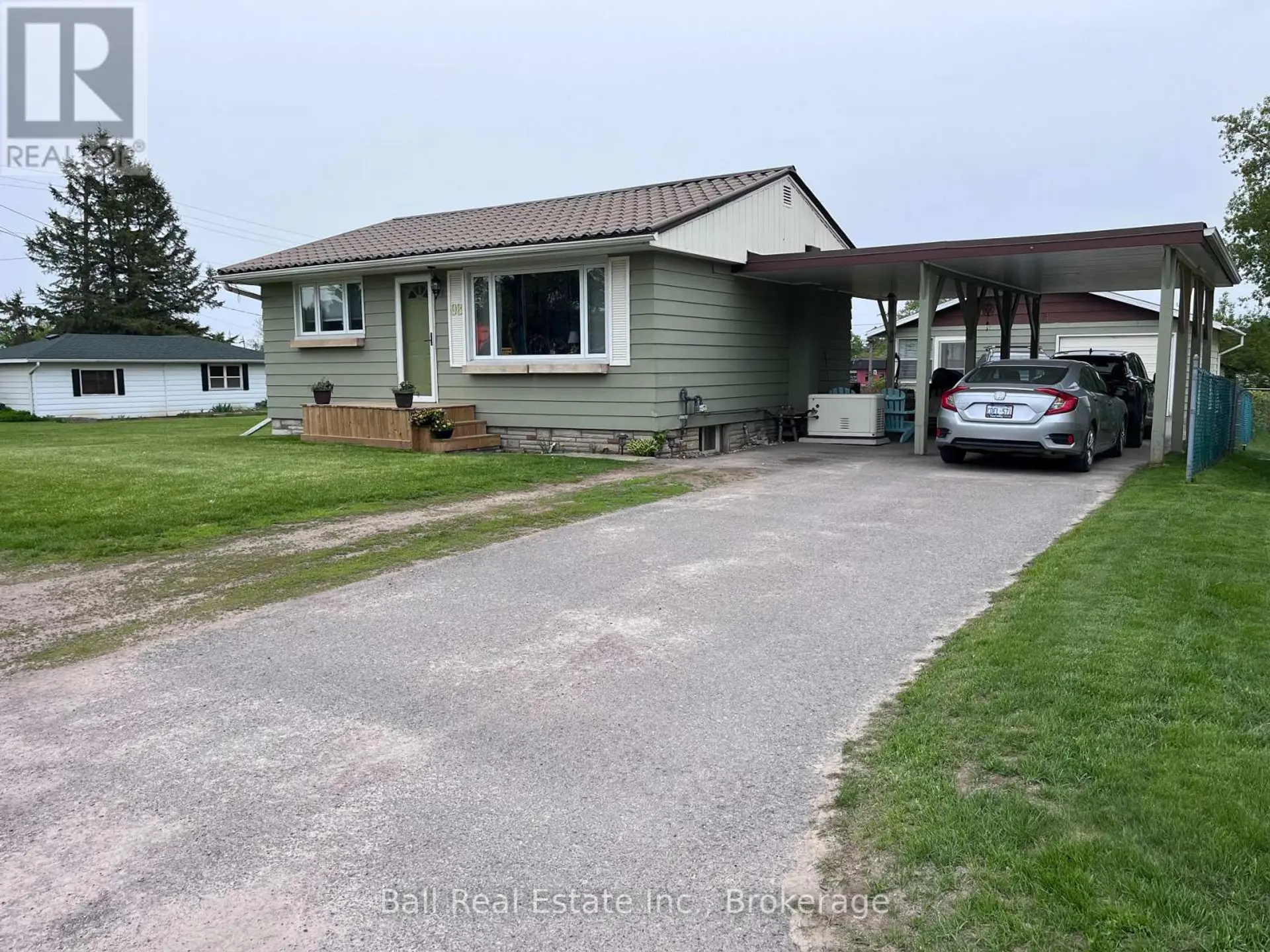 98 GEORGE STREET E - Image 1