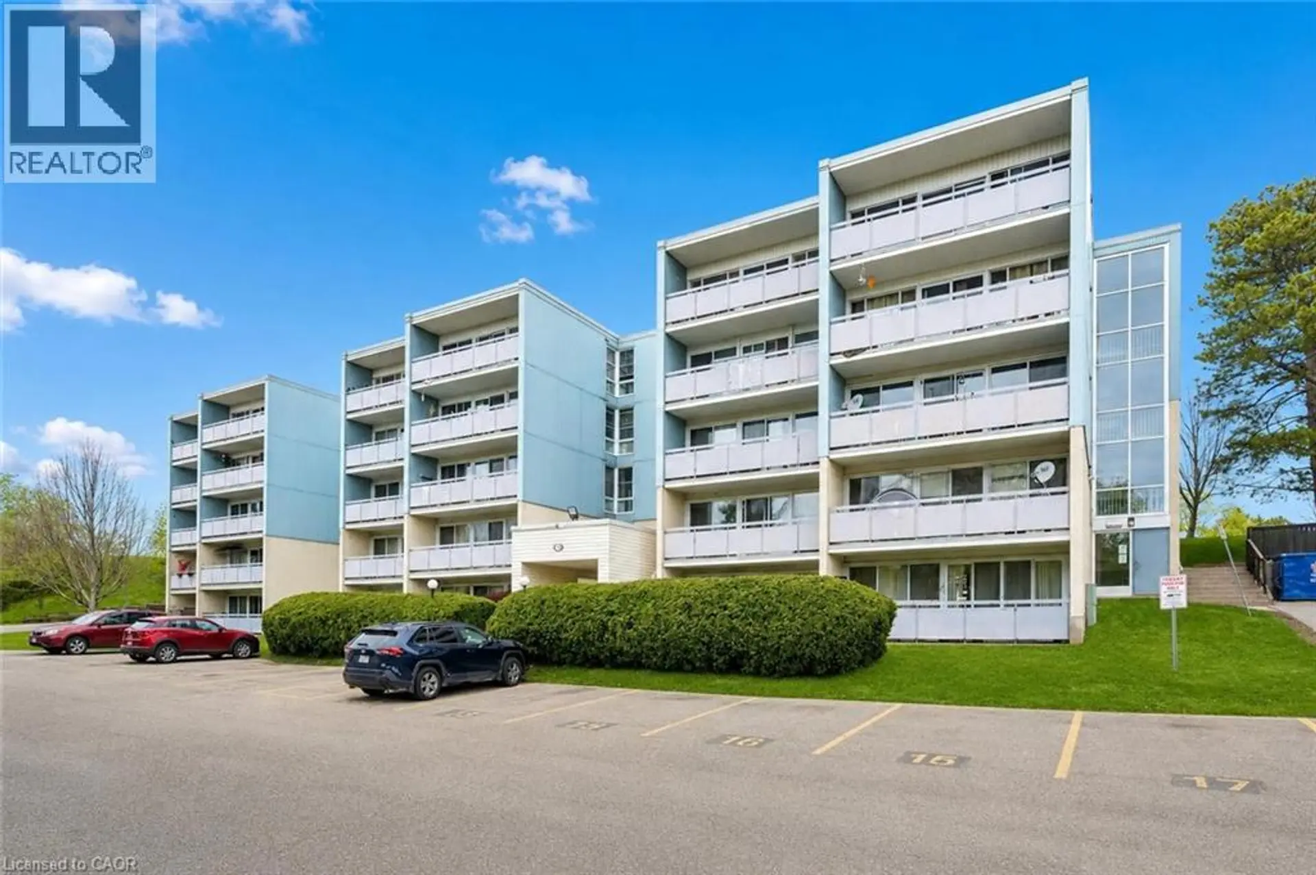 #307 91 CONROY Crescent - Image 13
