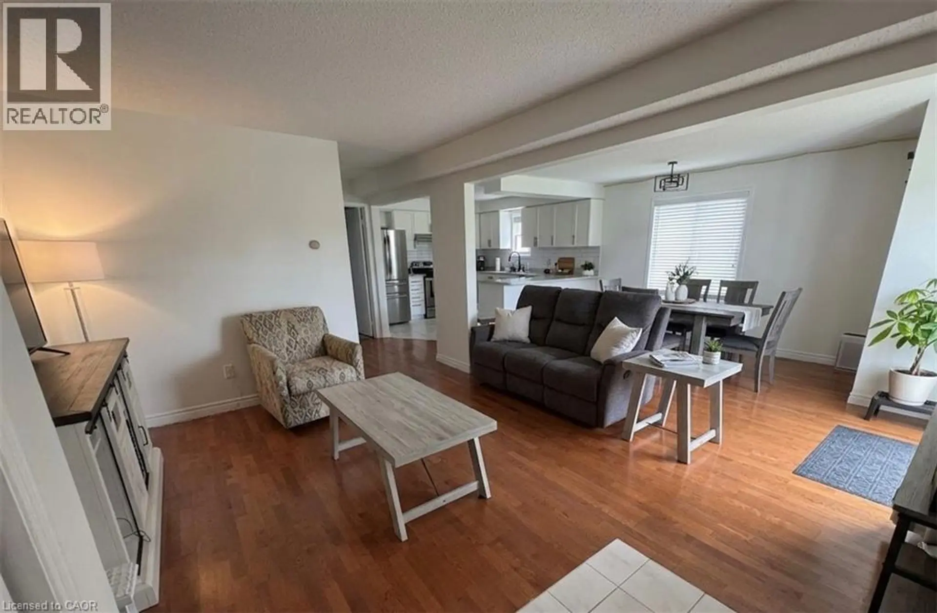 #126 458 JANEFIELD Avenue - Image 3