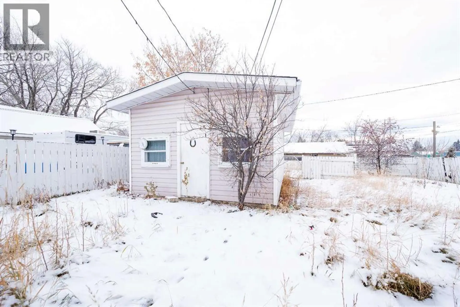 9513 105 Avenue - Image 12
