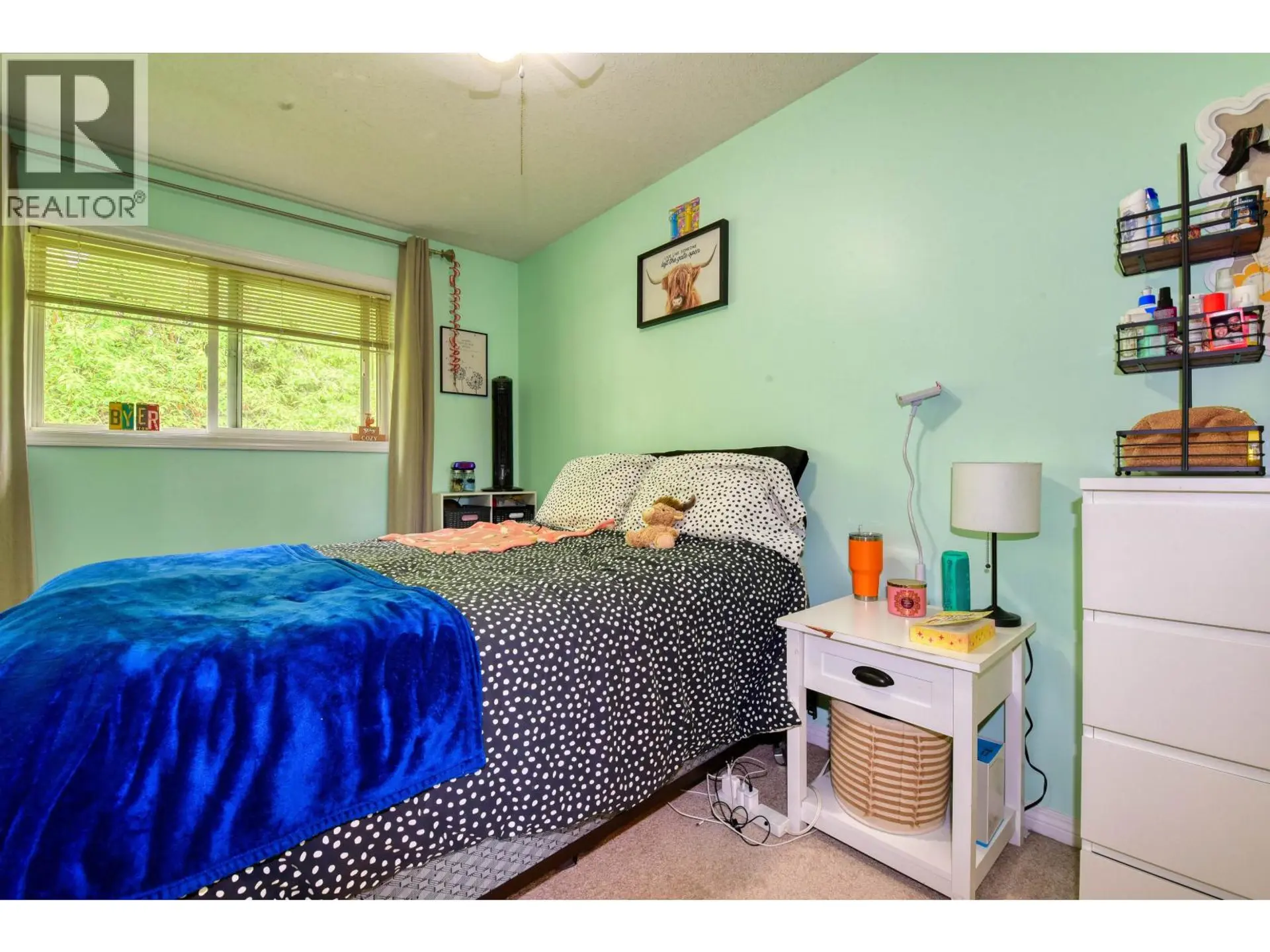 #27 350 PEARKES DRIVE - Image 12