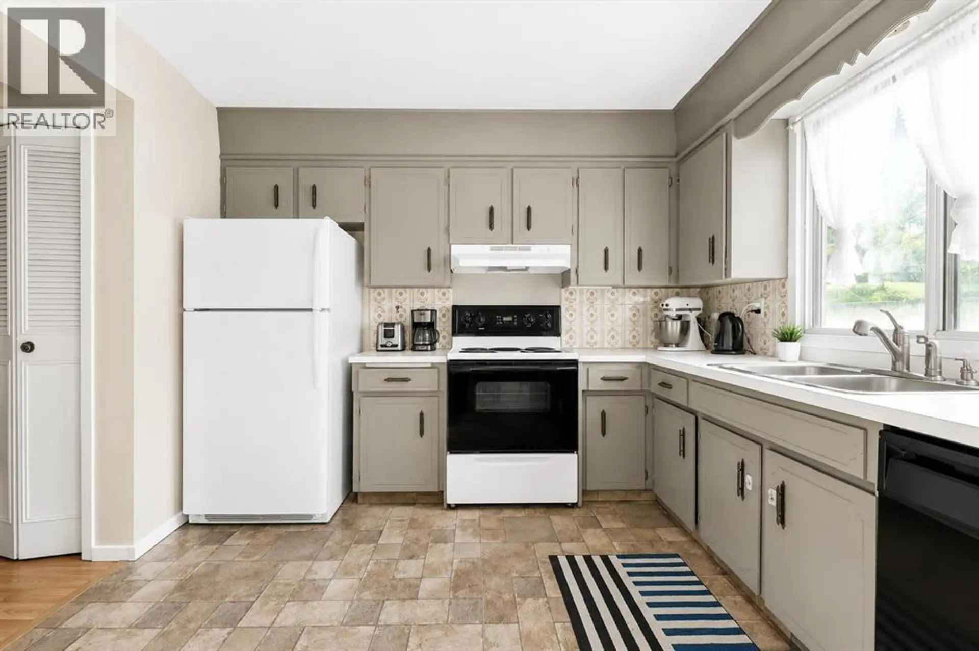 140 Dalhousie Road NW - Image 7