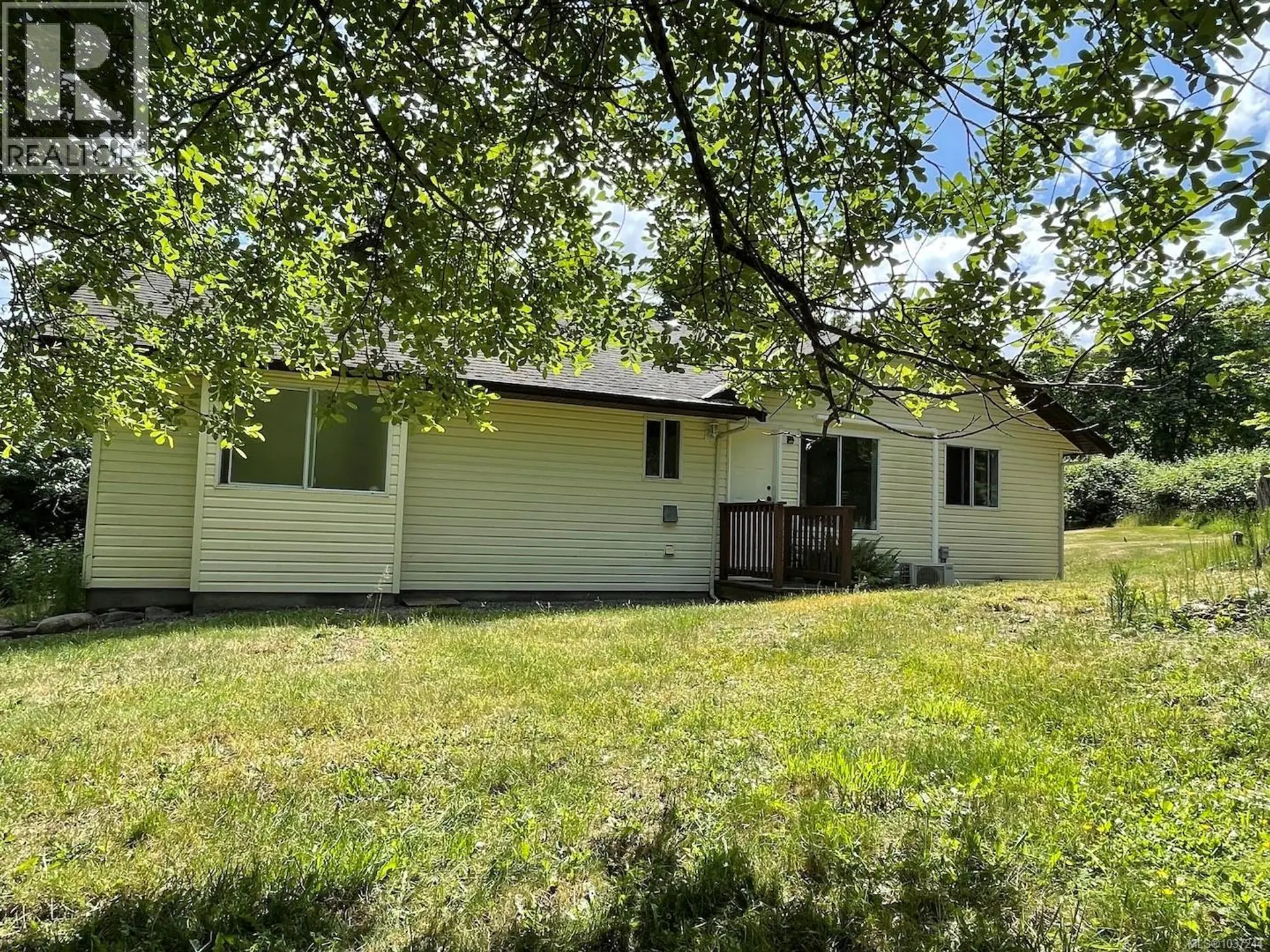 1825 Lackehaven Dr - Image 18