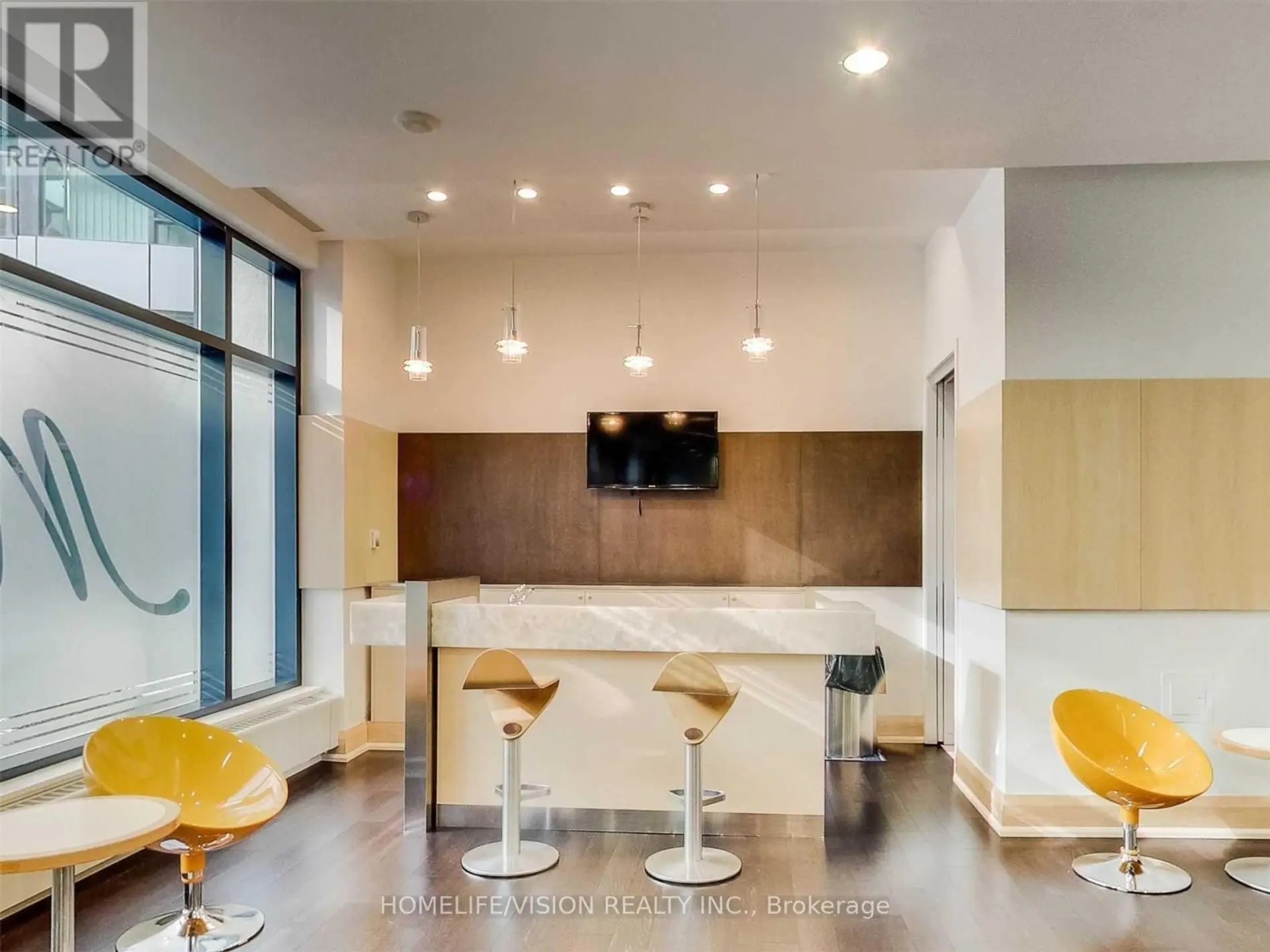 #2509 600 FLEET STREET - Image 16