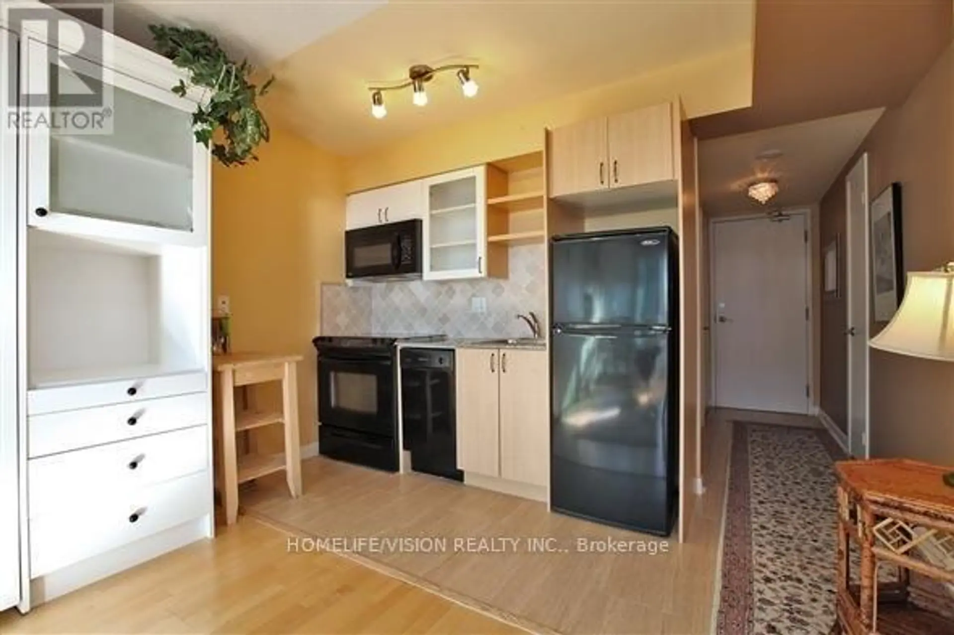 #2509 600 FLEET STREET - Image 5