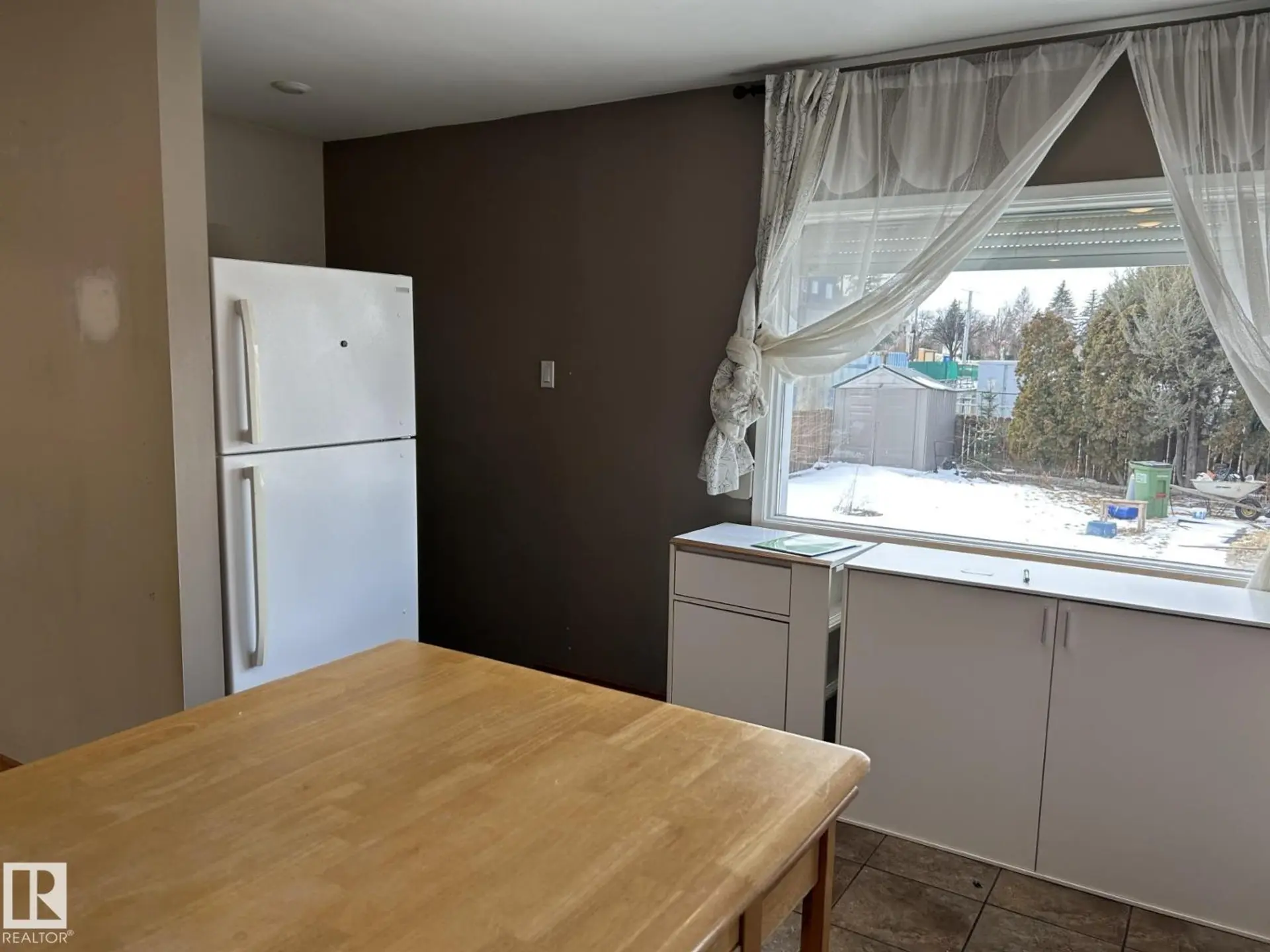 9128 83 ST NW - Image 9