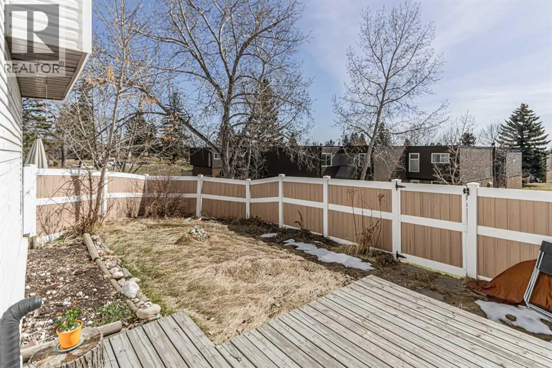 #77 5103 35 Avenue SW - Image 20