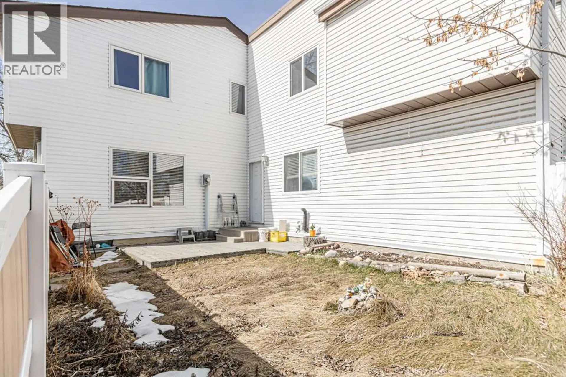 #77 5103 35 Avenue SW - Image 19