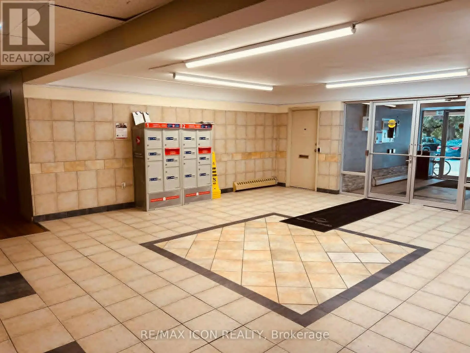 #810 573 MORNINGTON AVENUE - Image 19