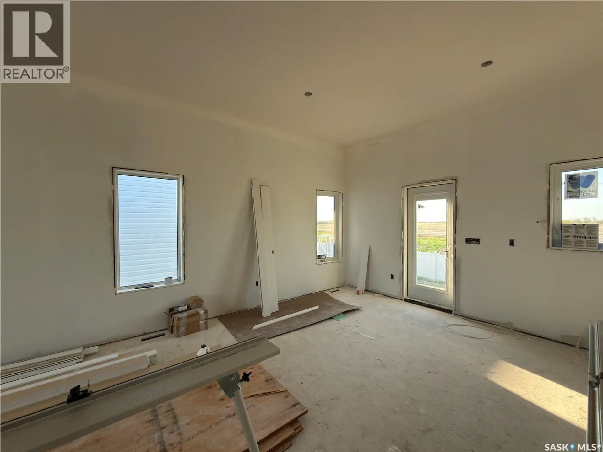812 Ballesteros CRESCENT - Image 5