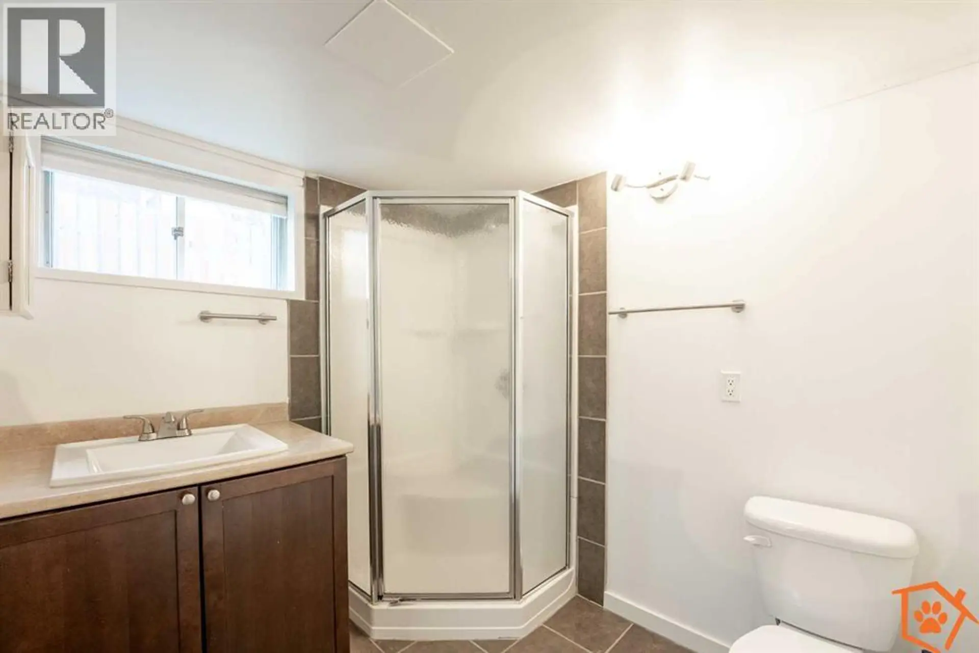 615 14 Street S - Image 15