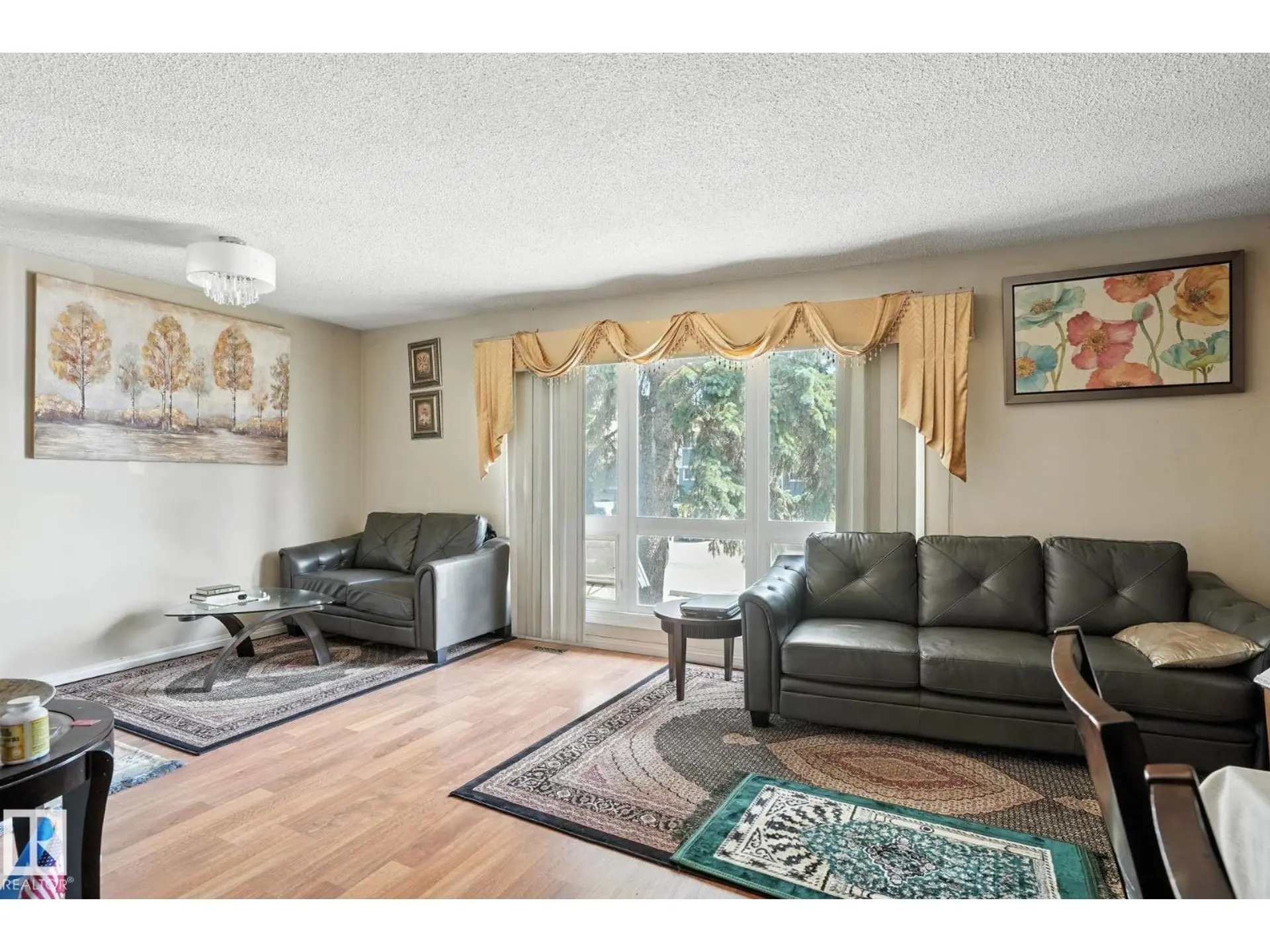 9963 171 Ave NW - Image 11