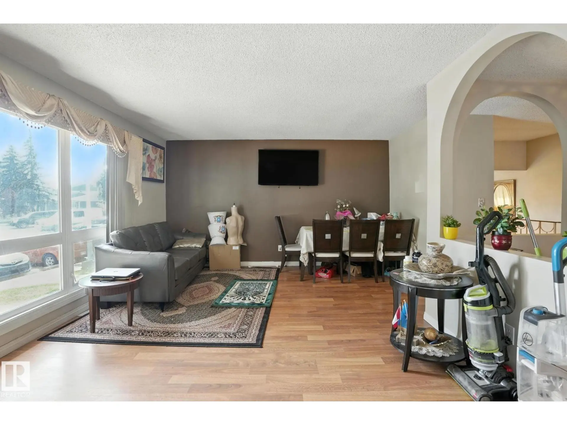 9963 171 Ave NW - Image 9