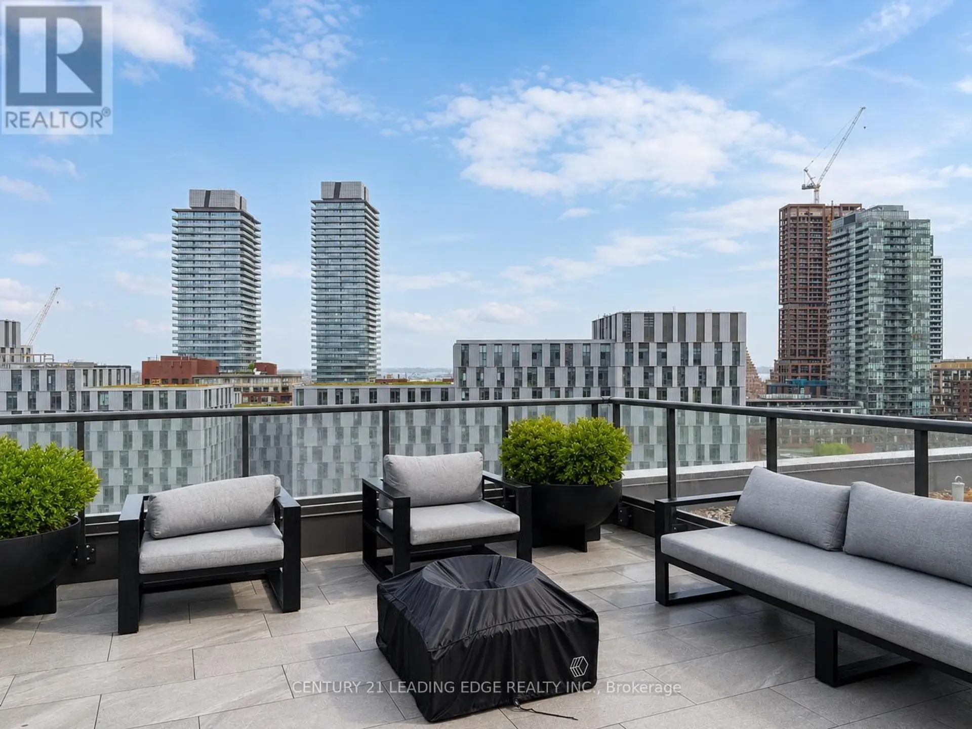 #304 28 EASTERN AVENUE - Image 9