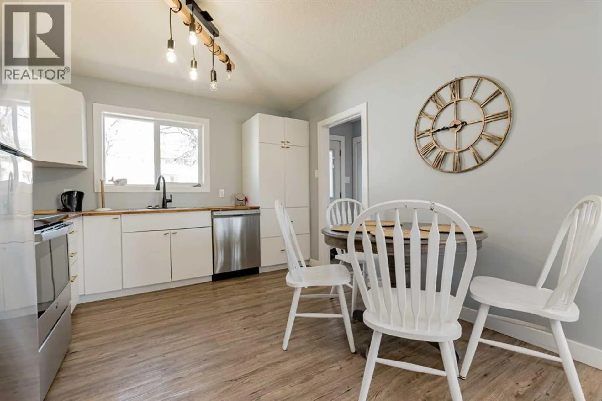 10518 102 Avenue - Image 8
