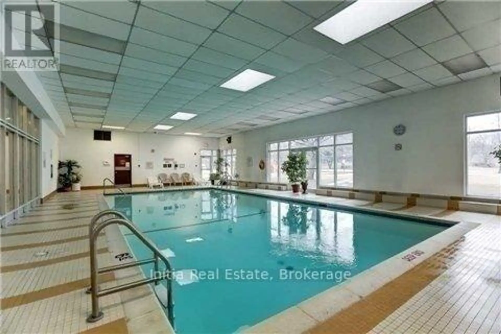 #406 25 SILVER SPRINGS BOULEVARD - Image 3