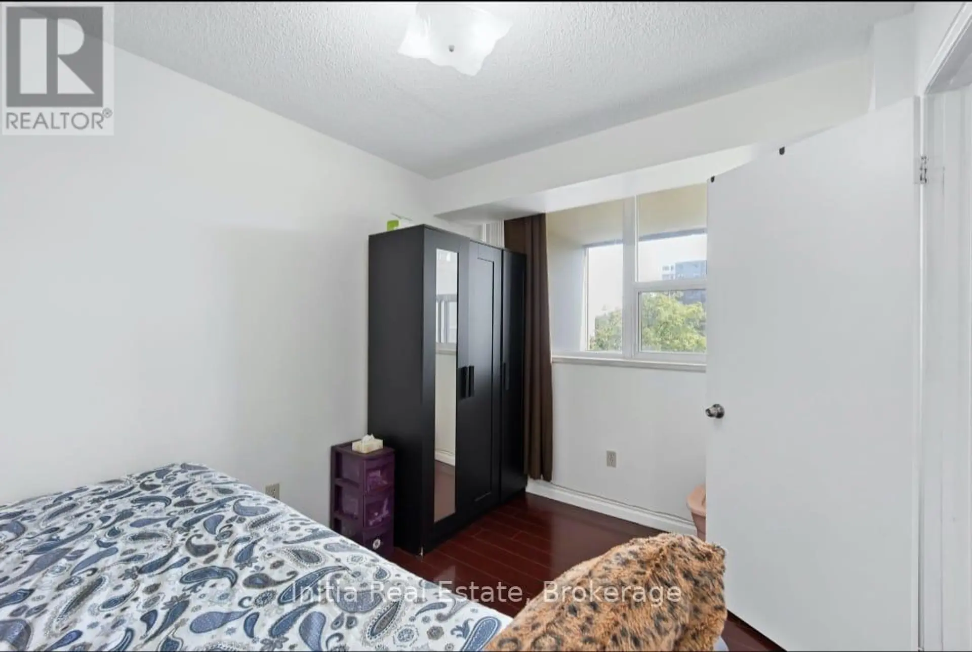 #406 25 SILVER SPRINGS BOULEVARD - Image 6