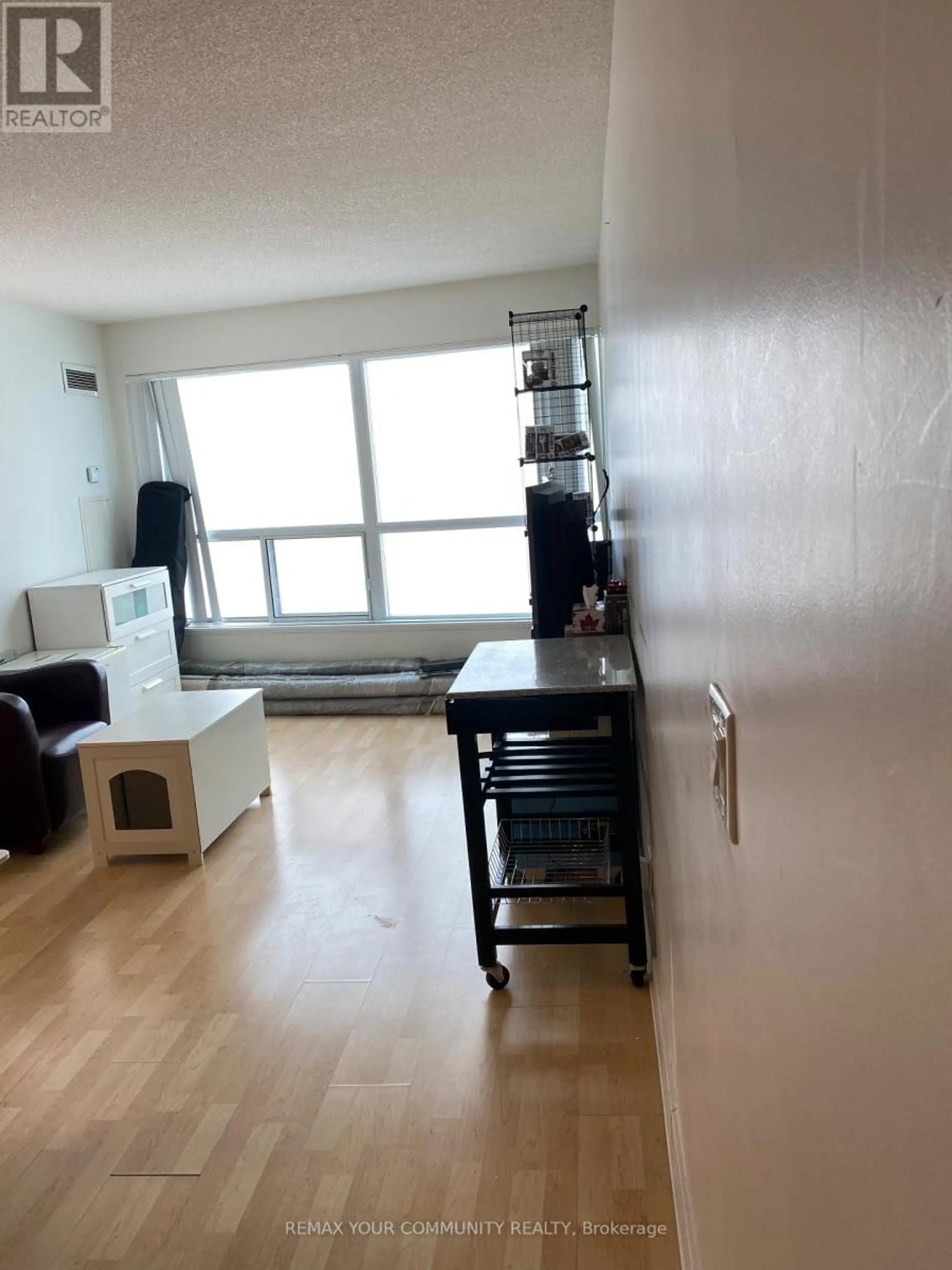 #3002 38 LEE CENTRE DRIVE - Image 8