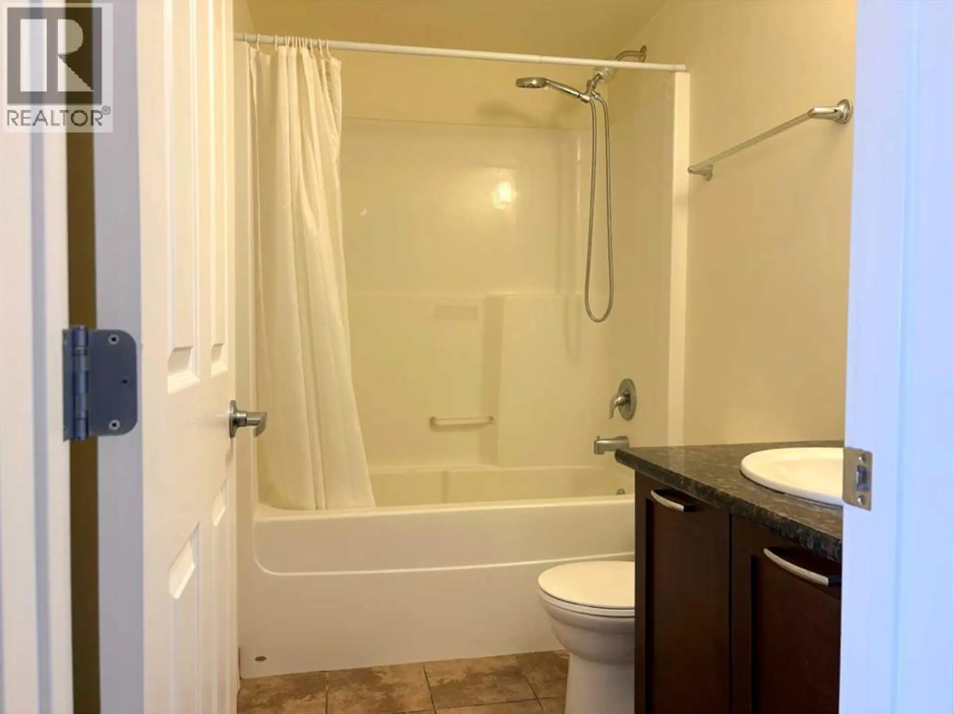 #208 3820 Brentwood Road NW - Image 9