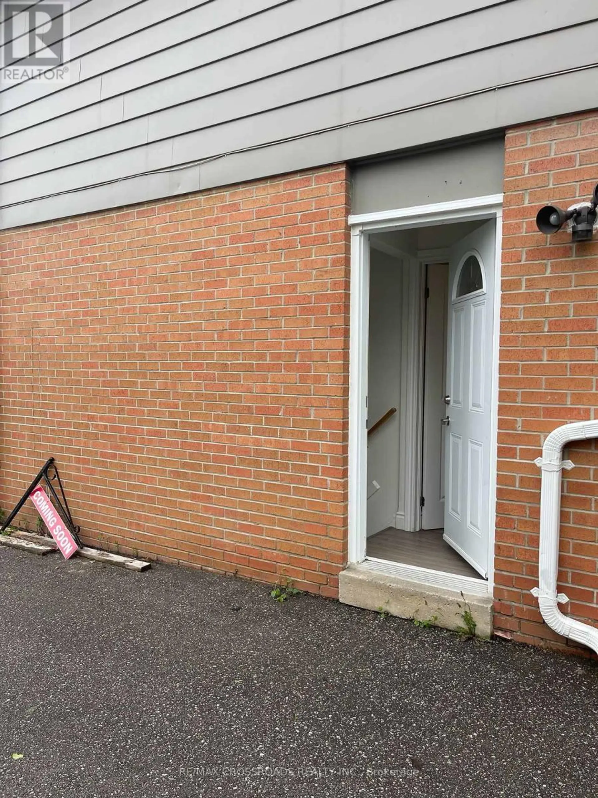 59 CHAUCER CRESCENT - Image 13