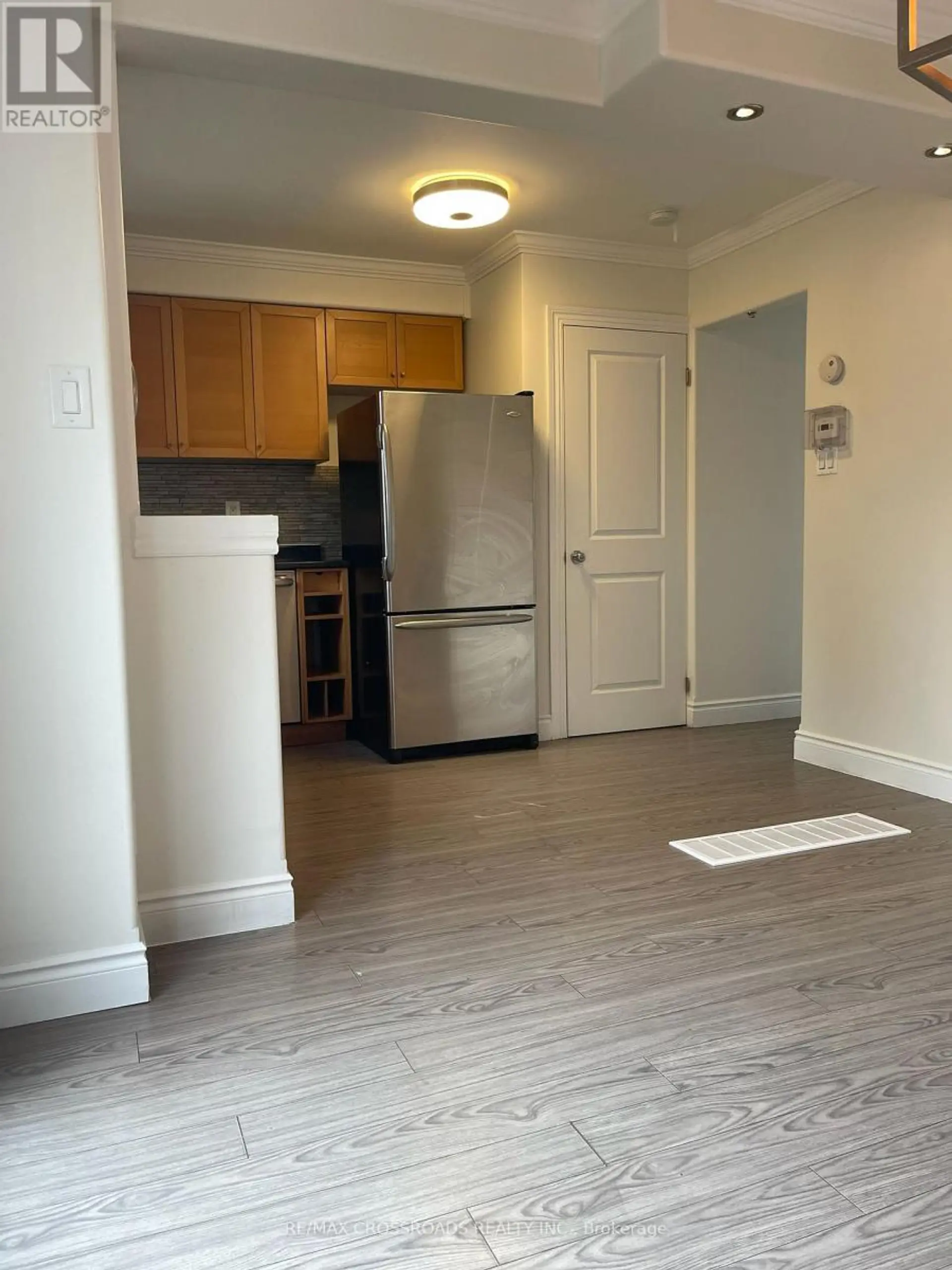 59 CHAUCER CRESCENT - Image 3