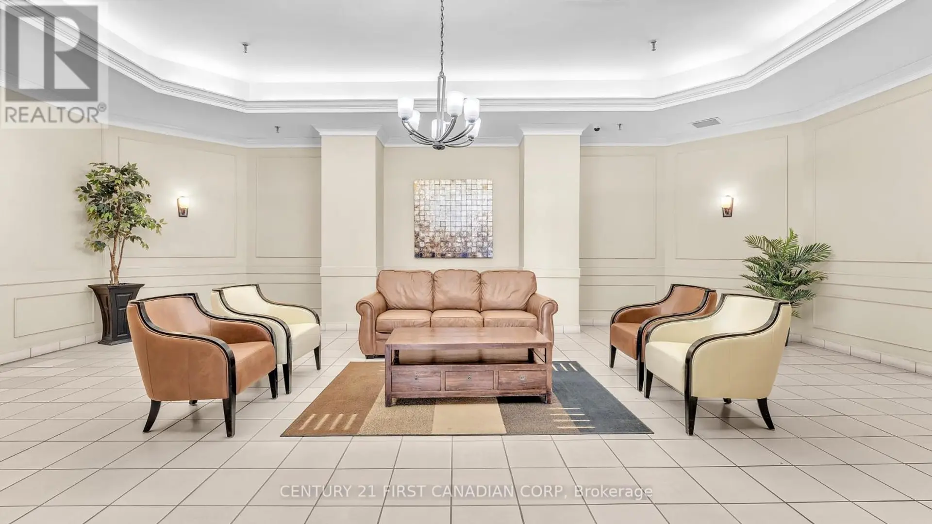 #2404 389 DUNDAS STREET - Image 13
