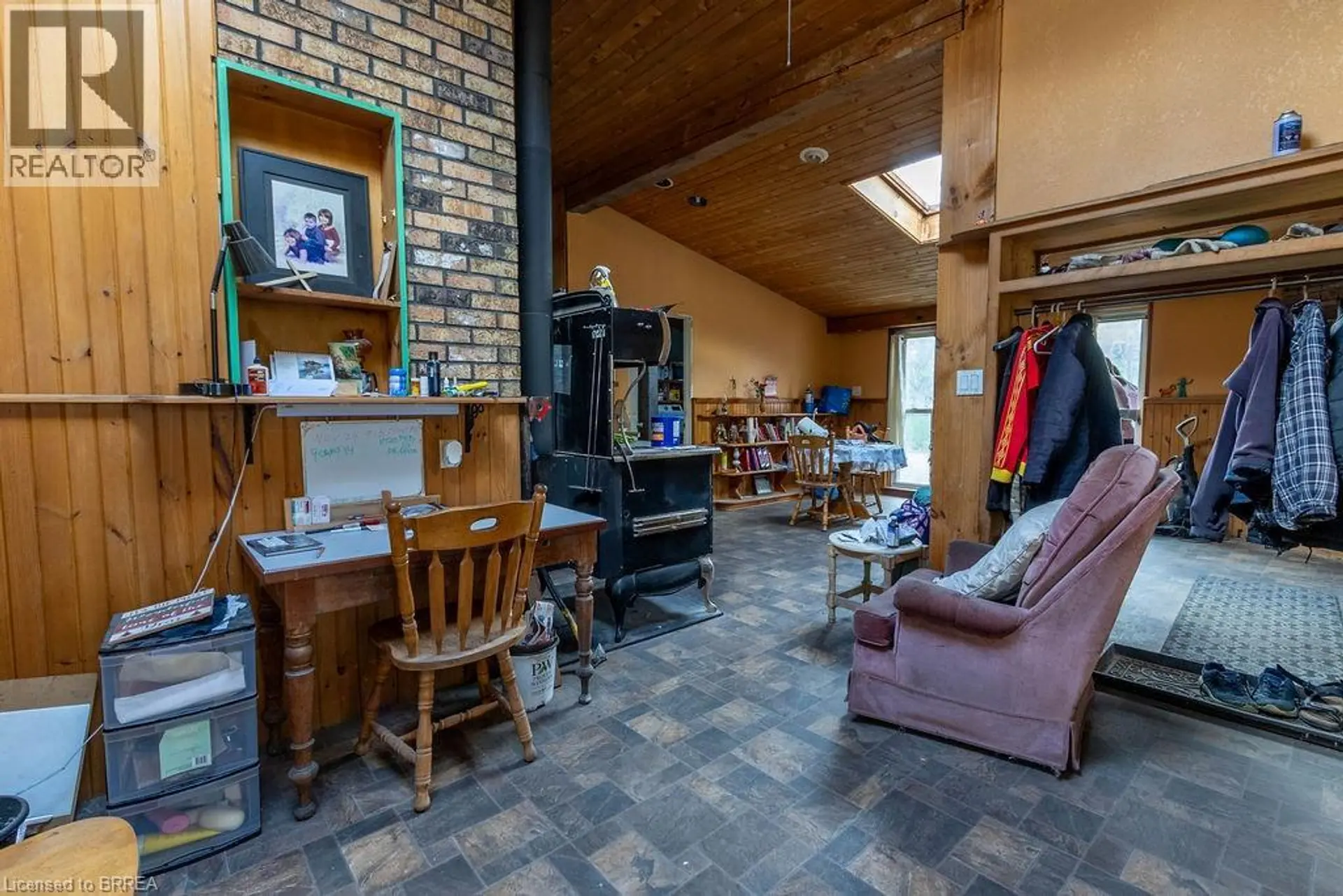 39 ELM Street - Image 6