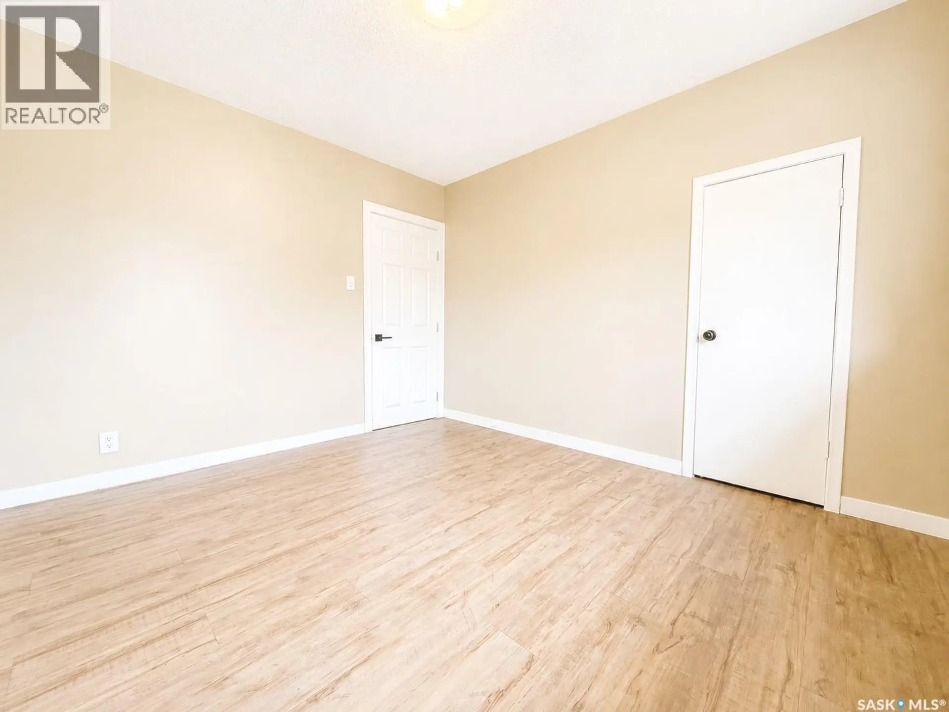 1538 Rupert STREET - Image 11