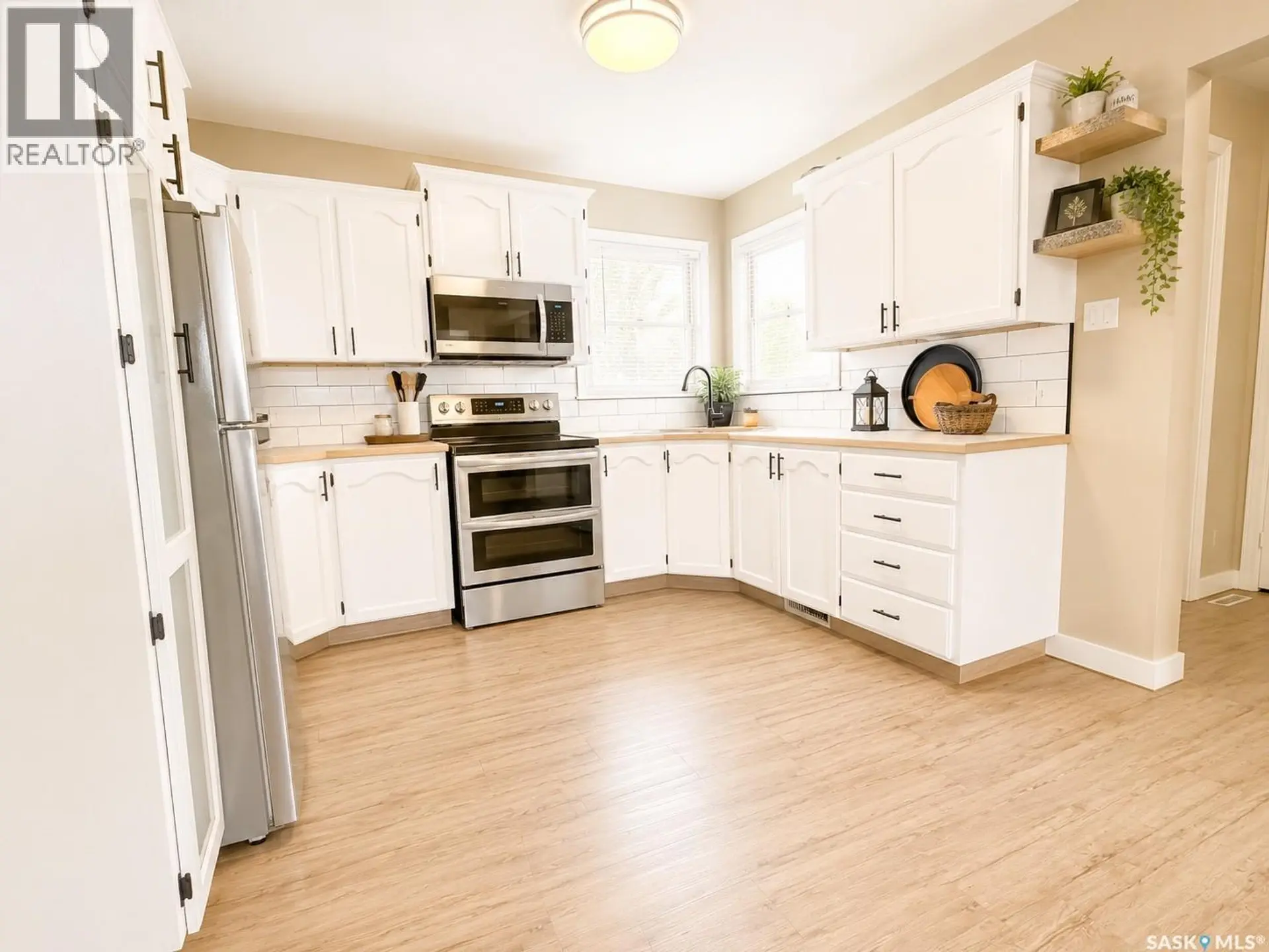 1538 Rupert STREET - Image 5