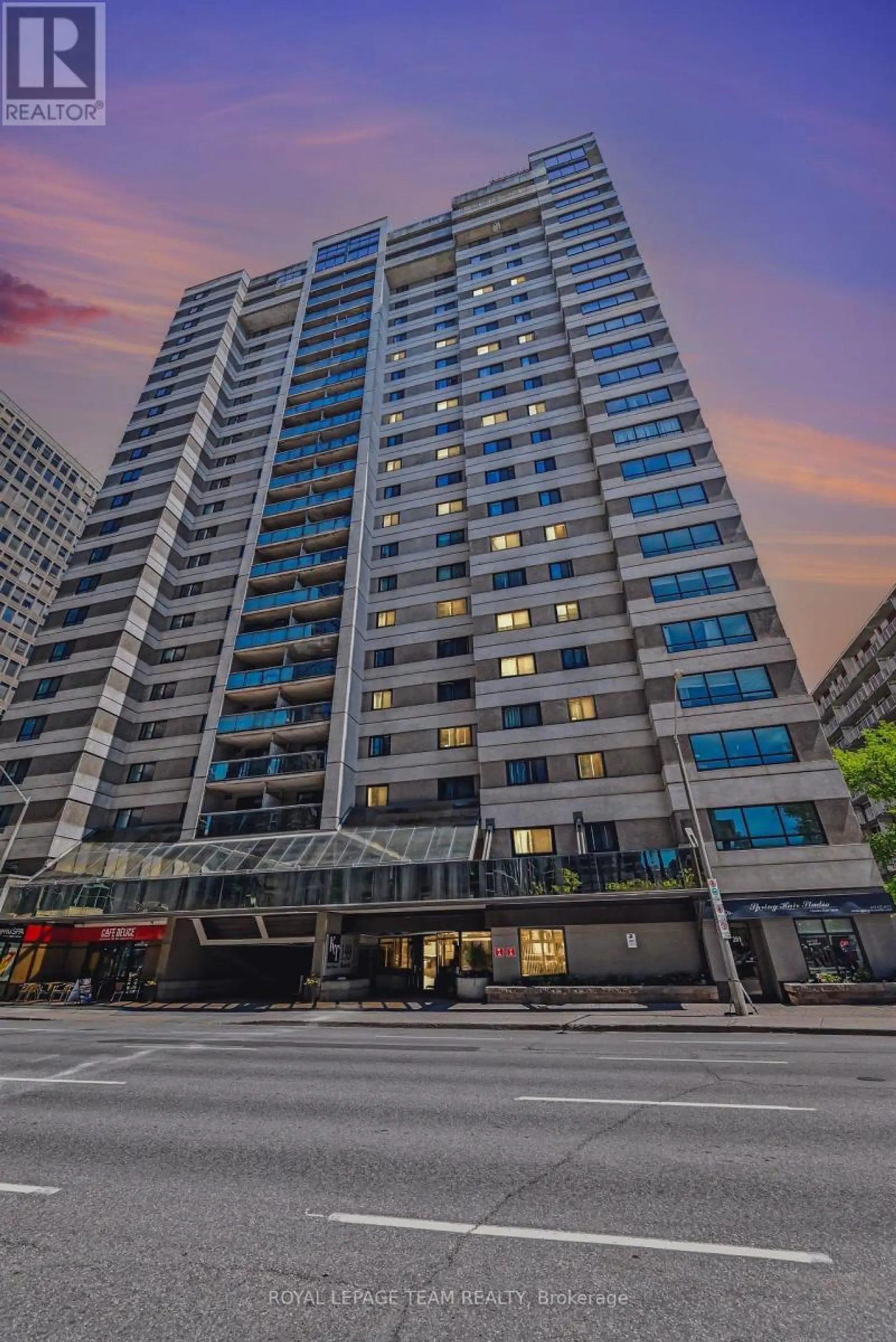 #404 199 KENT STREET - Image 1
