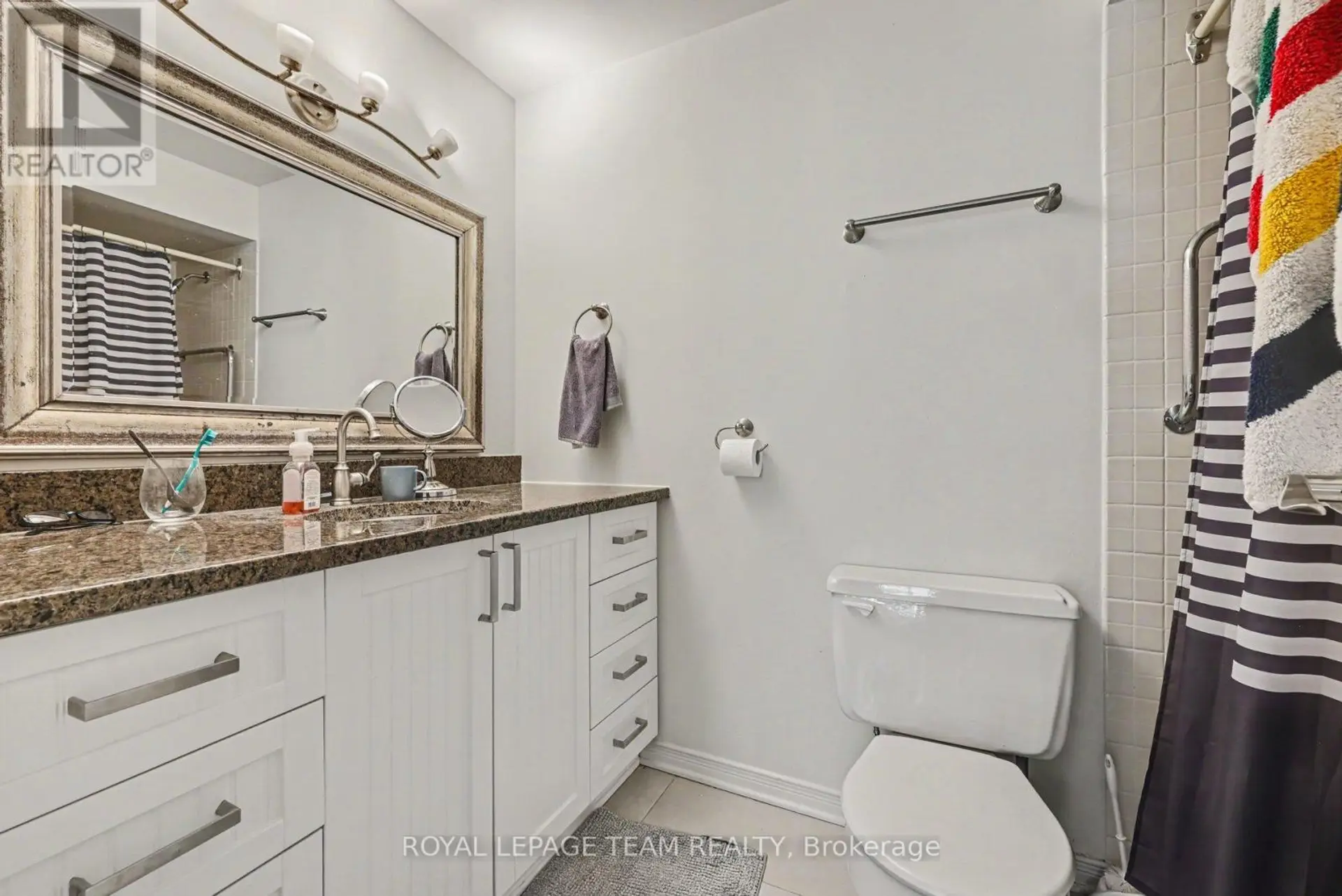 #404 199 KENT STREET - Image 10