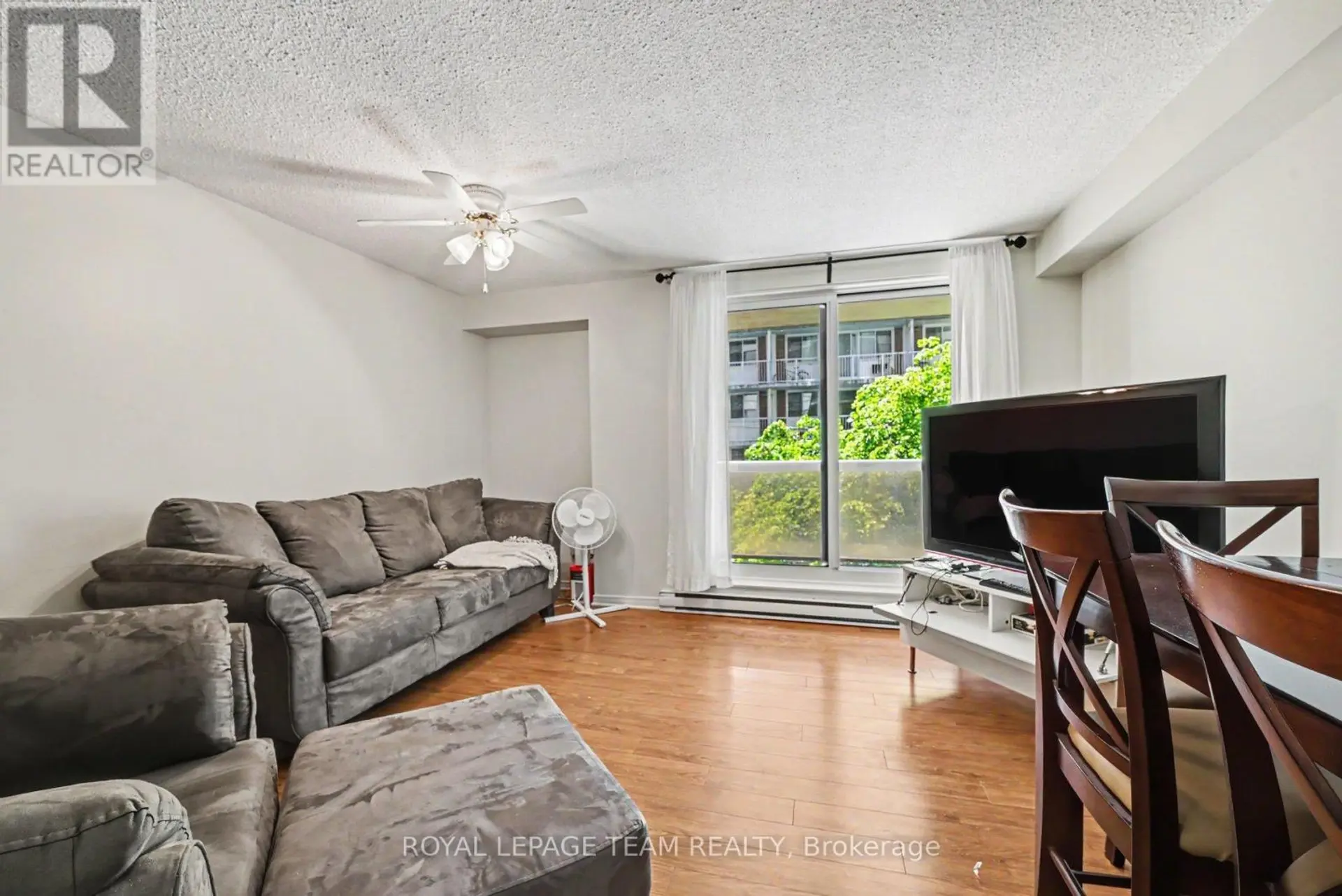 #404 199 KENT STREET - Image 8