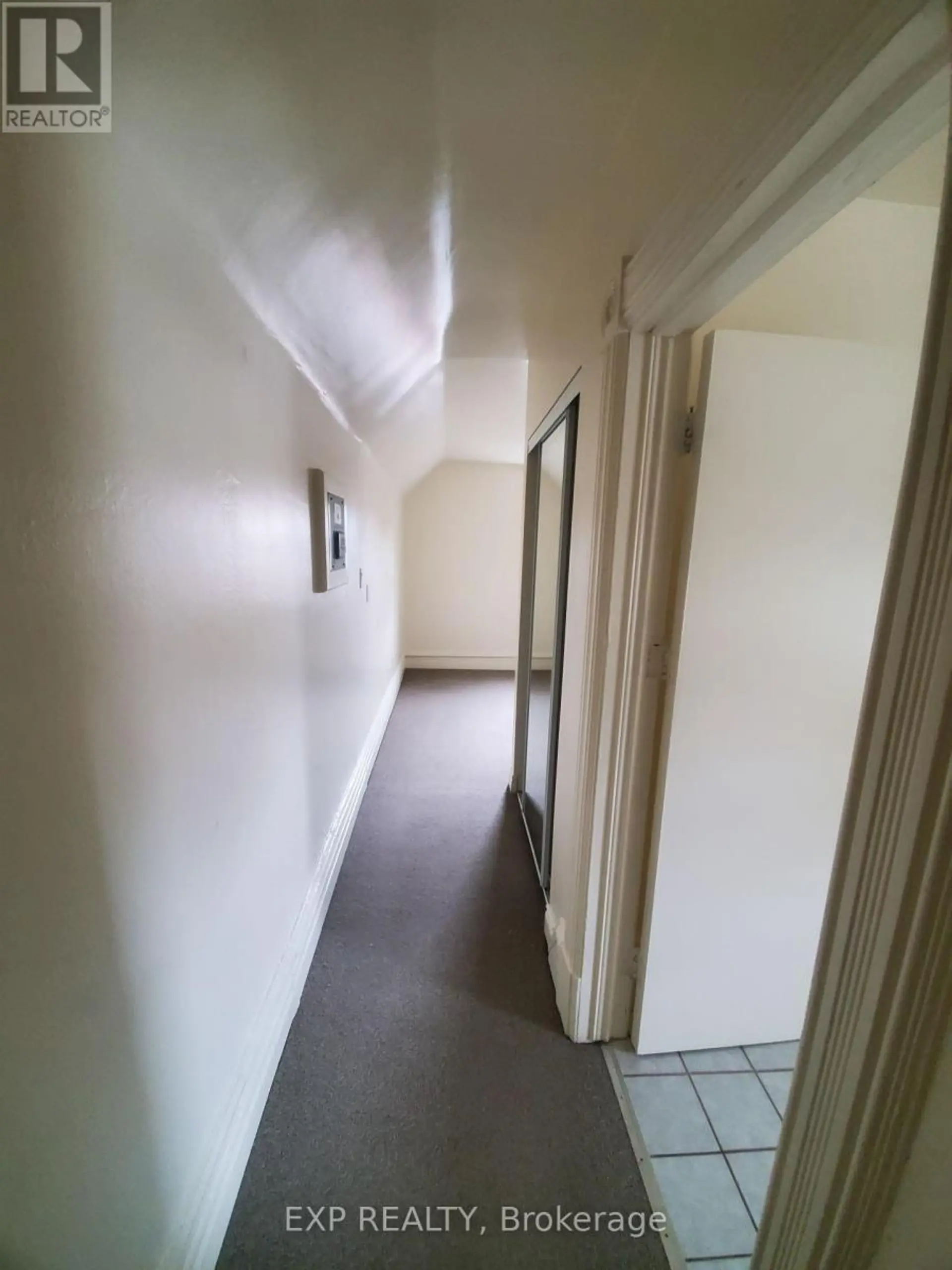 360 GILMOUR STREET - Image 7
