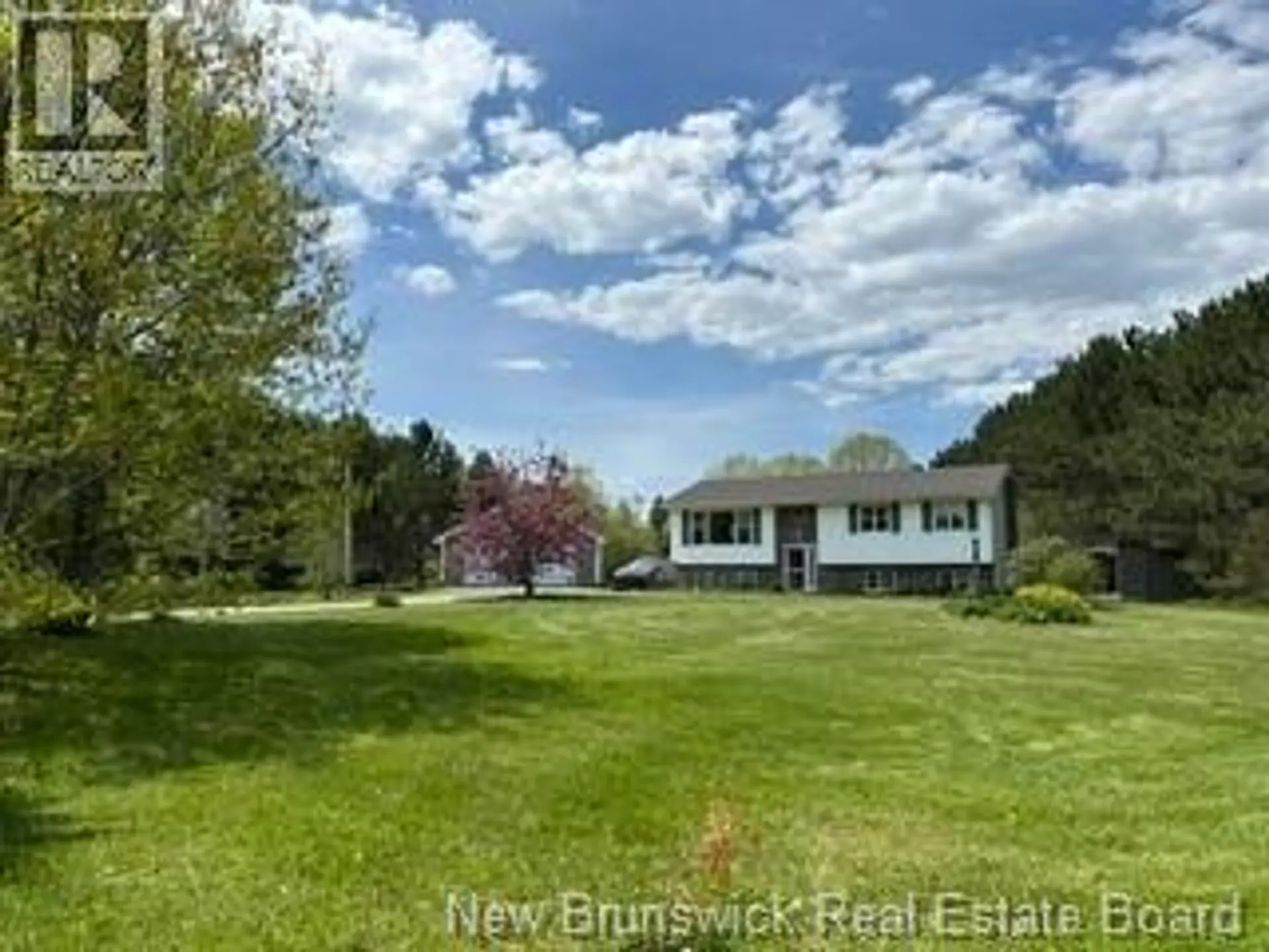 20 Sherwood Drive - Image 1