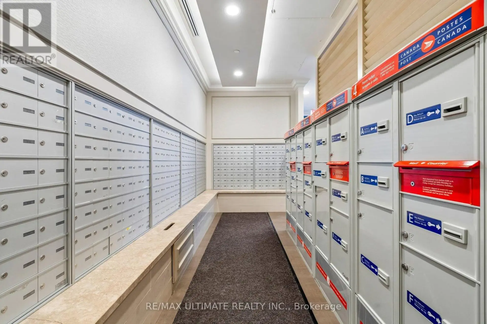 #308 35 SARANAC BOULEVARD - Image 14