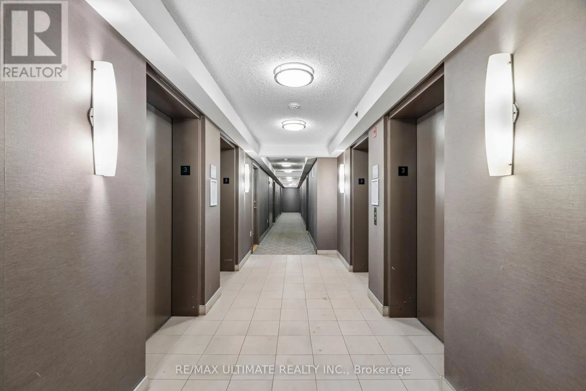 #308 35 SARANAC BOULEVARD - Image 15