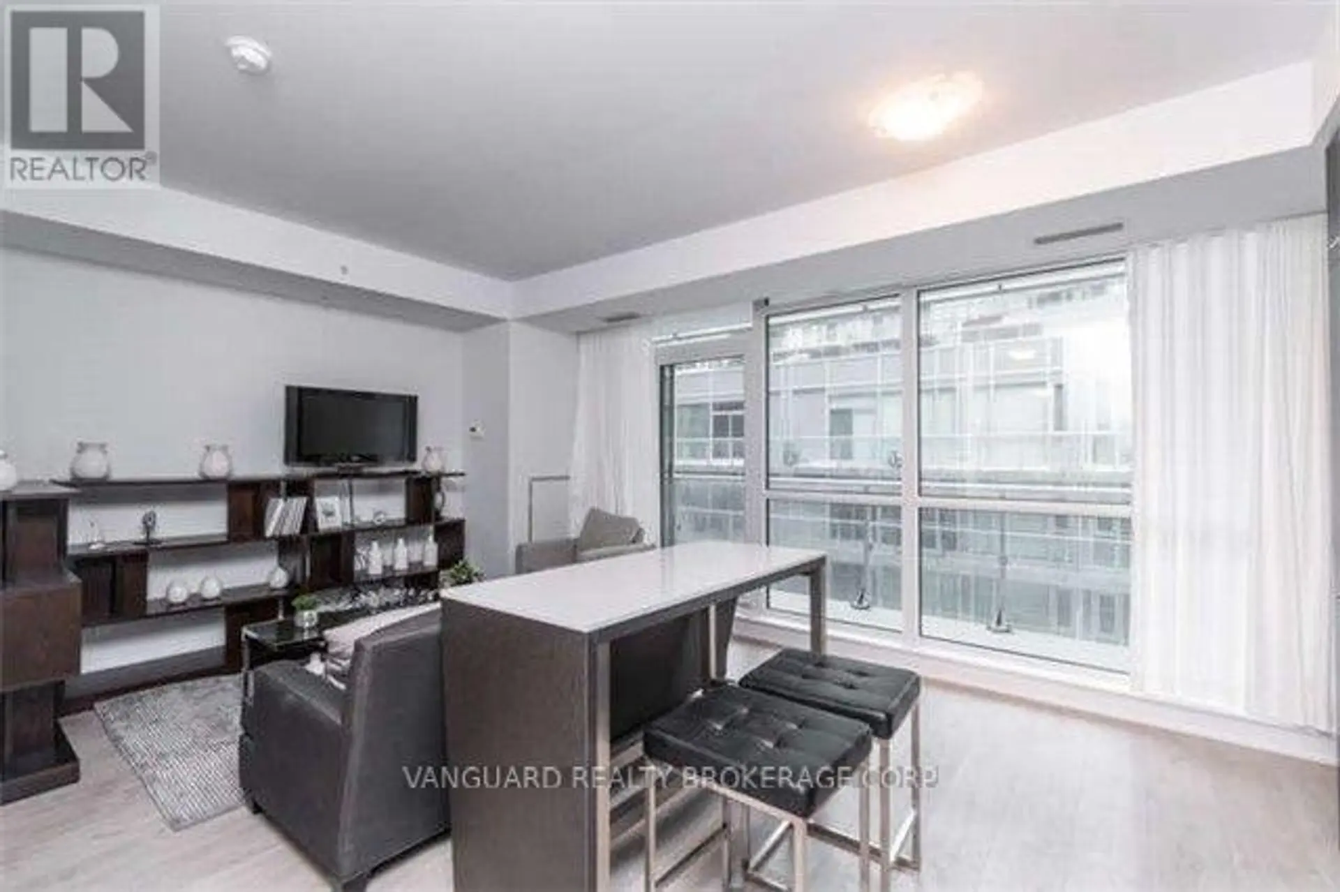 #513 199 RICHMOND STREET W - Image 8