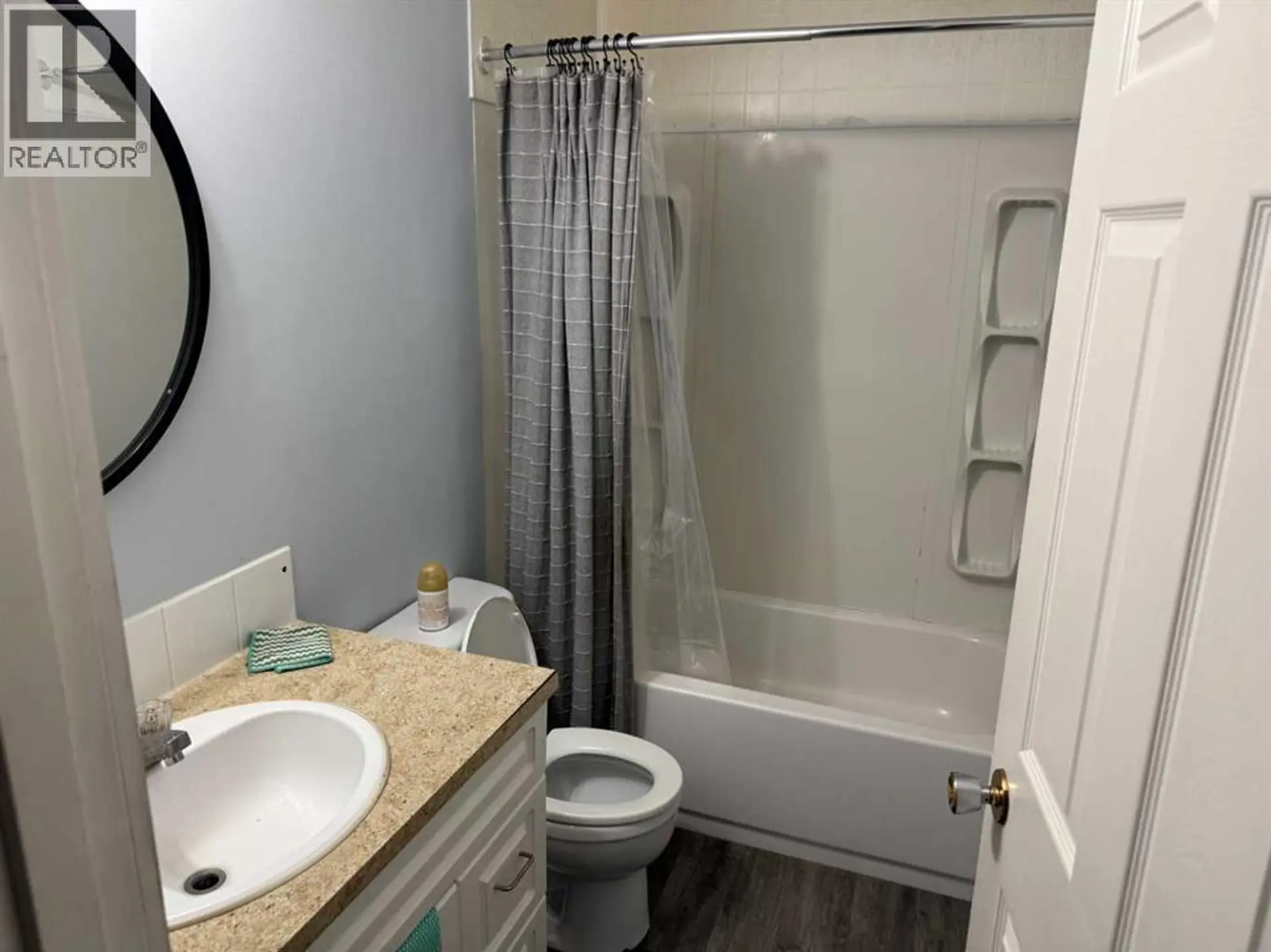 371 Falshire Drive NE - Image 10