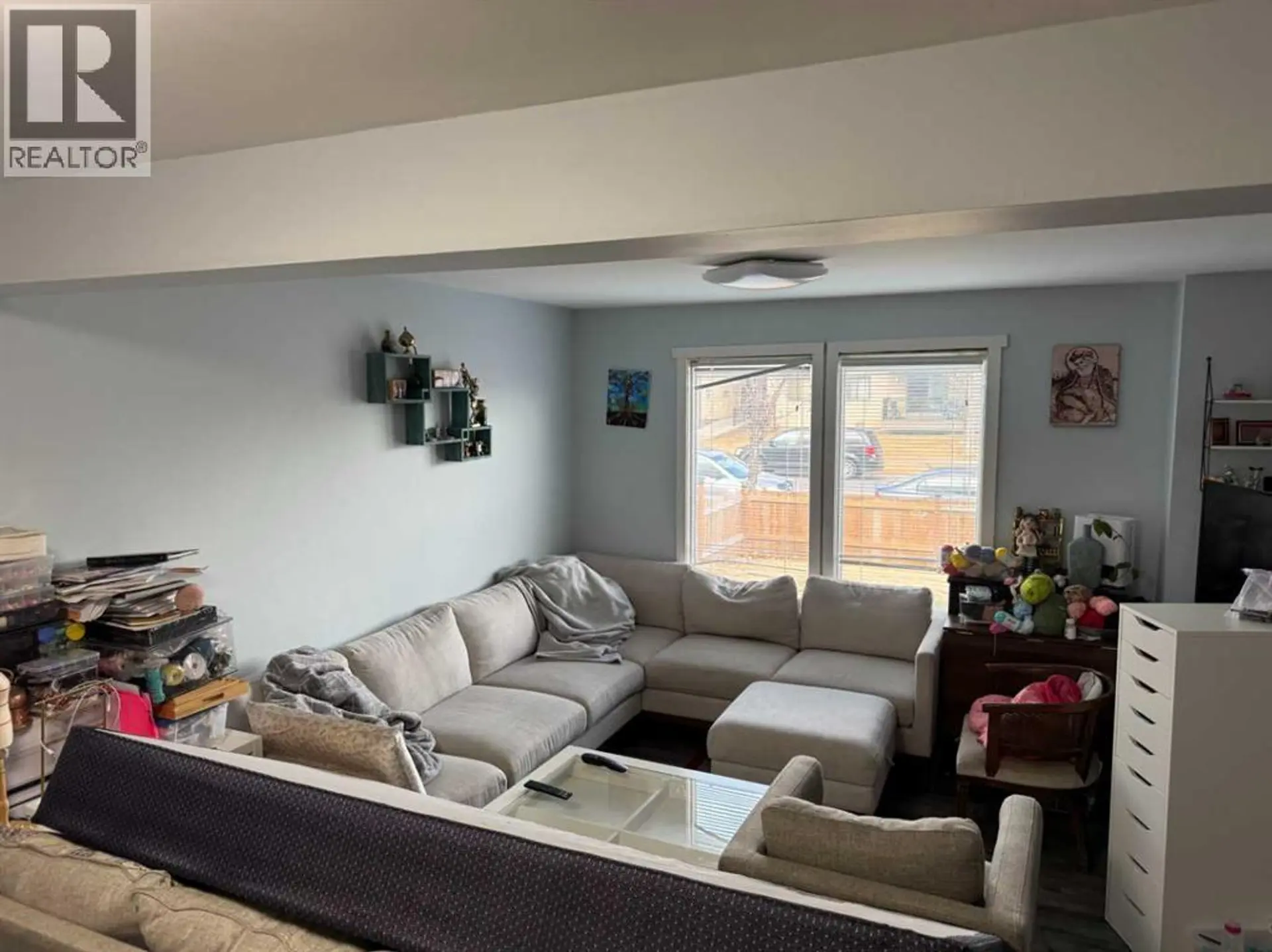 371 Falshire Drive NE - Image 2
