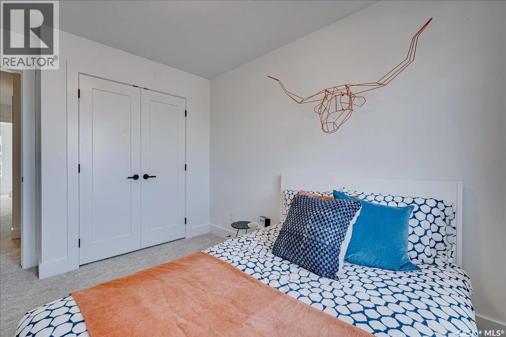 #145 Rosewood BOULEVARD E - Image 12