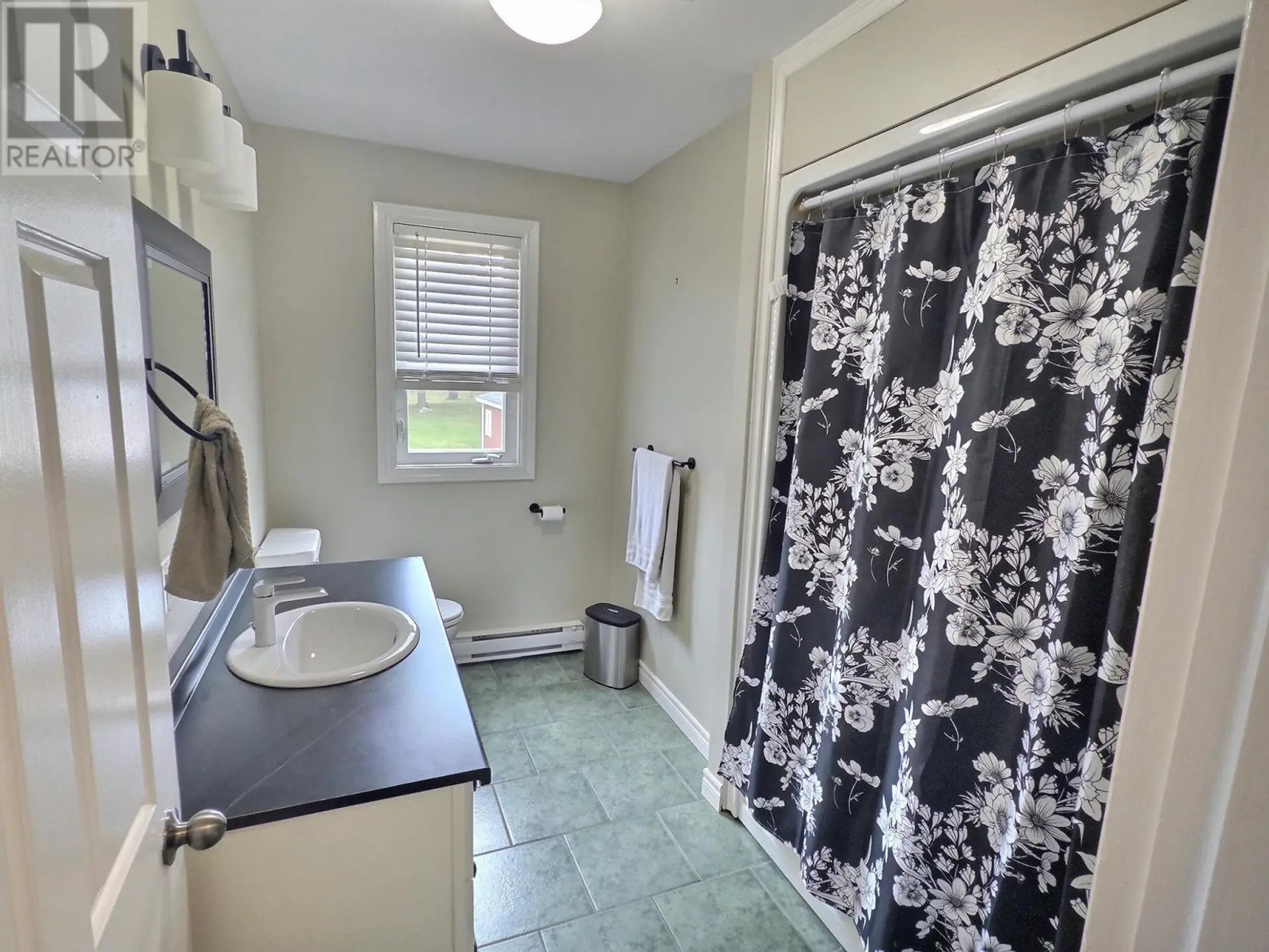 58 Daniels Crescent - Image 10