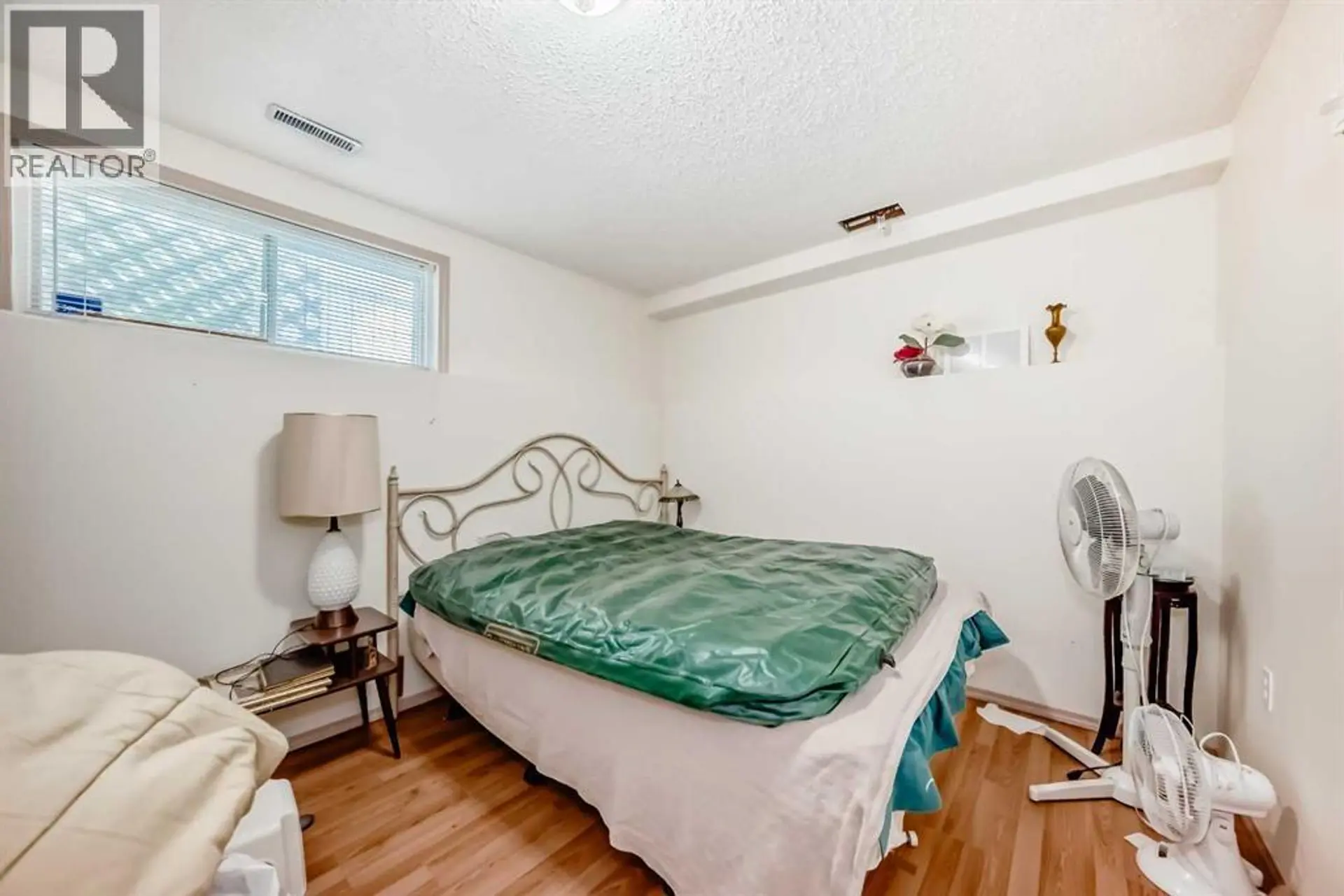 193 Somerset Drive SW - Image 14