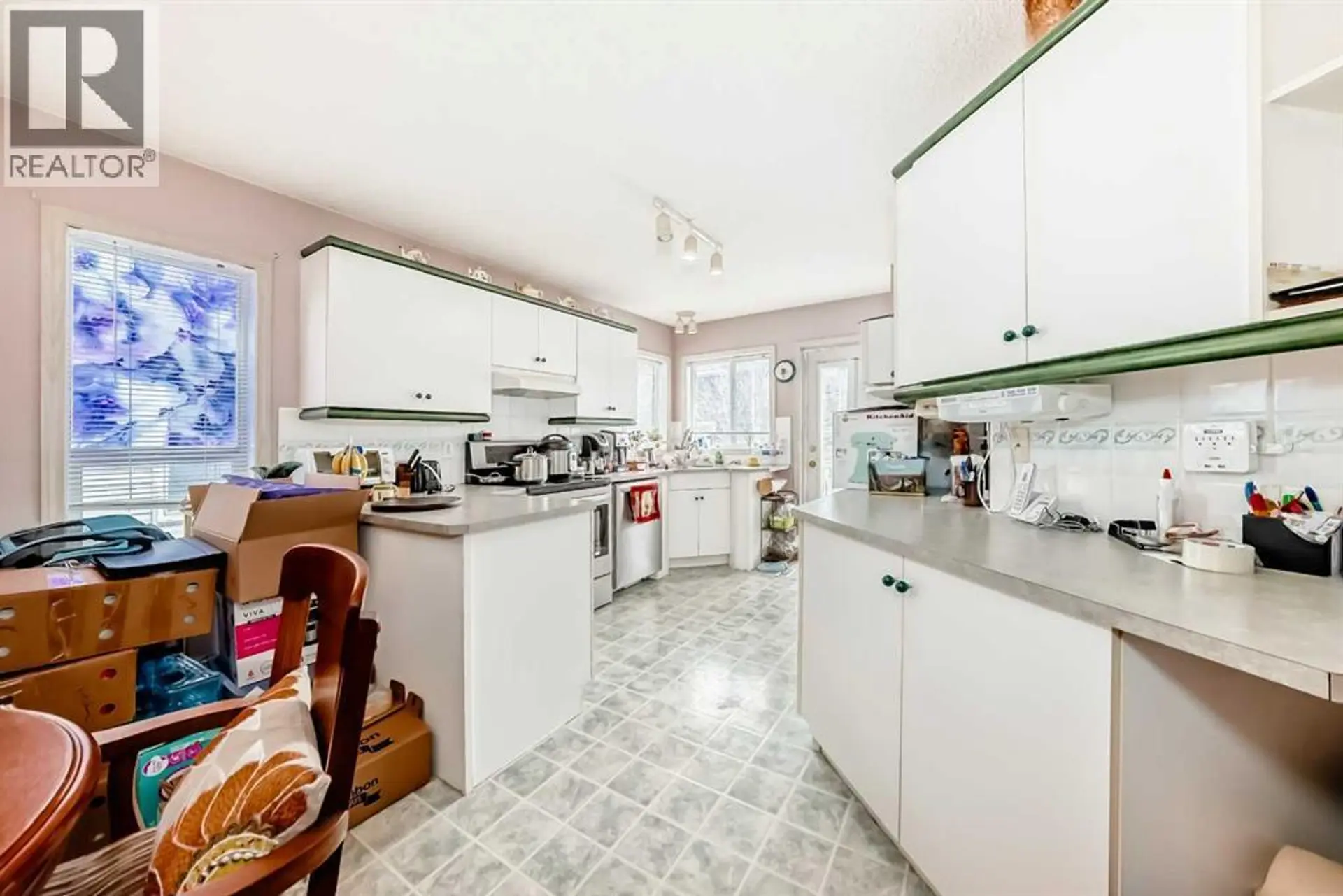193 Somerset Drive SW - Image 5
