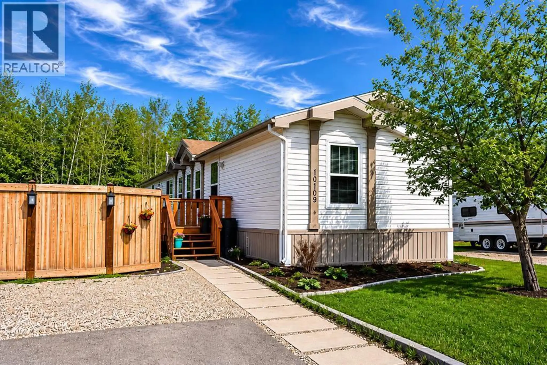 10109 95 Street - Image 1